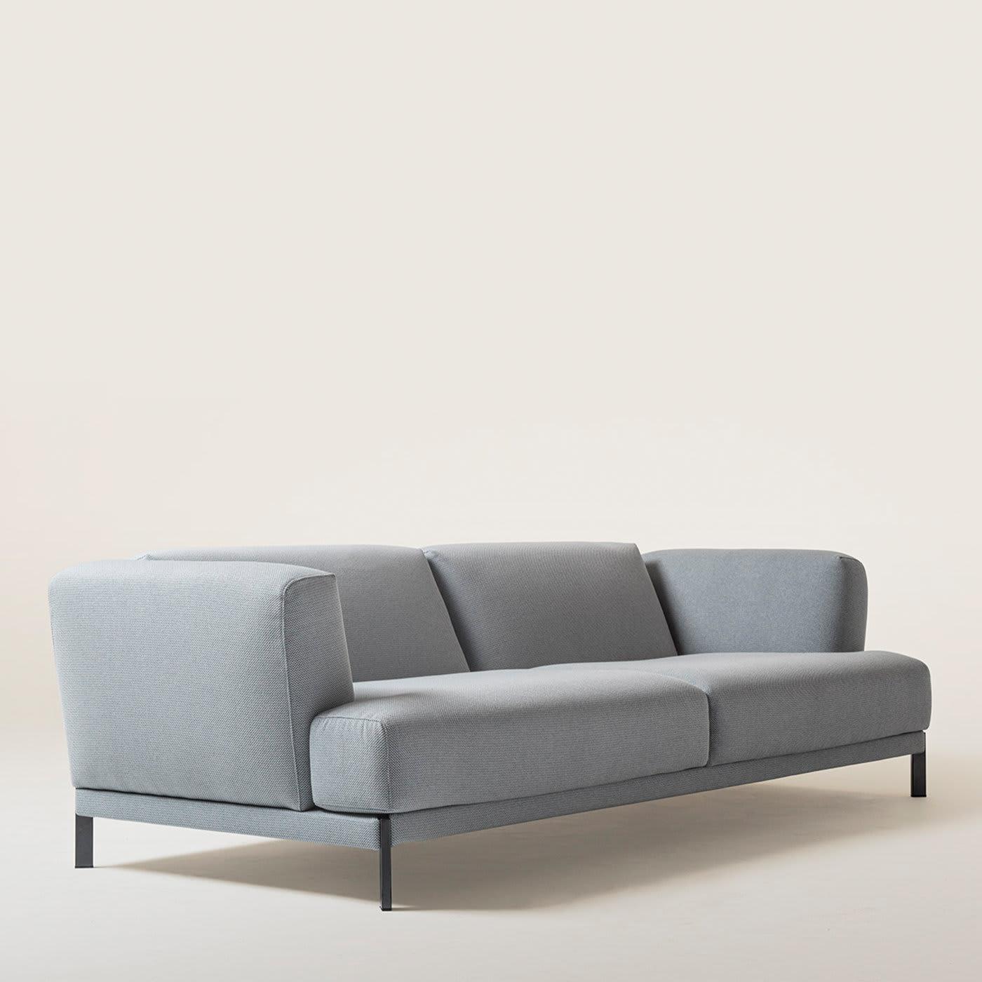 Włoska sofa Larsen
