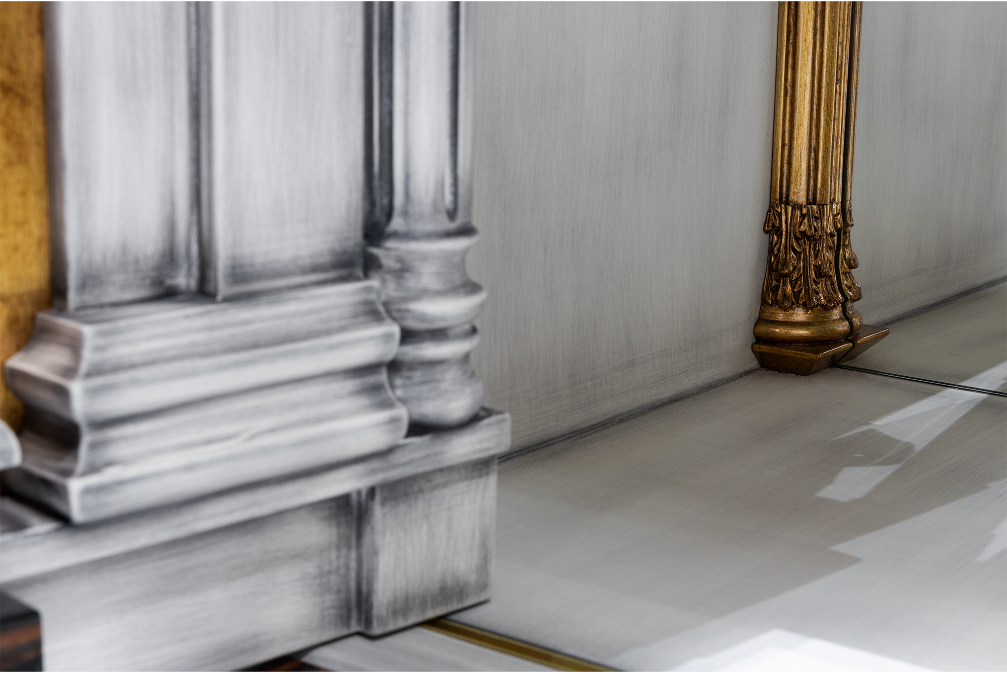 Szary kredens Trafalgar