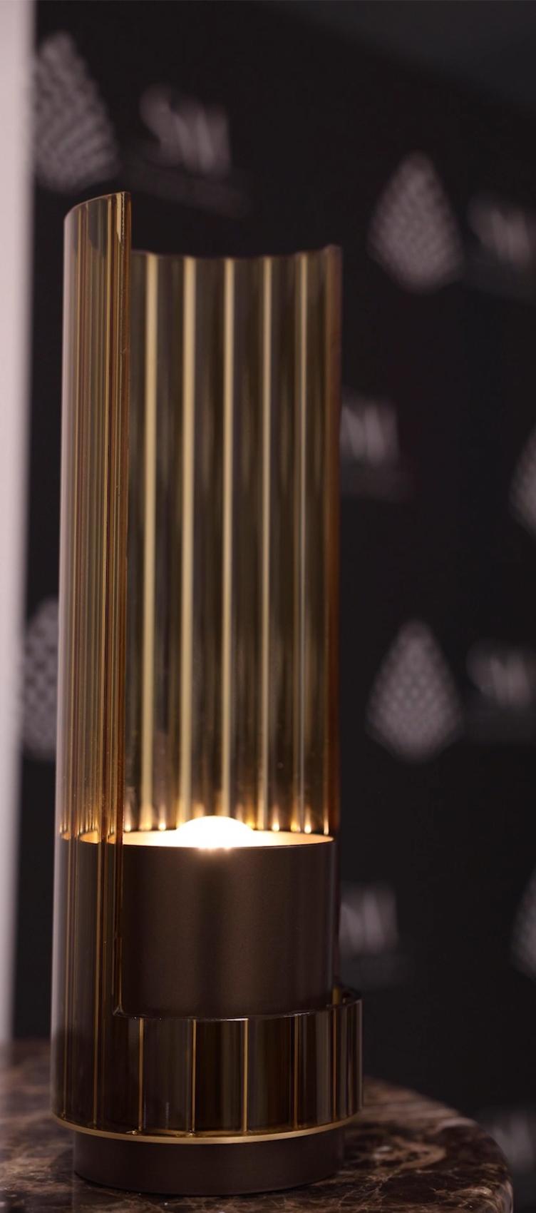 Bursztynowa lampa stołowa Bon Ton