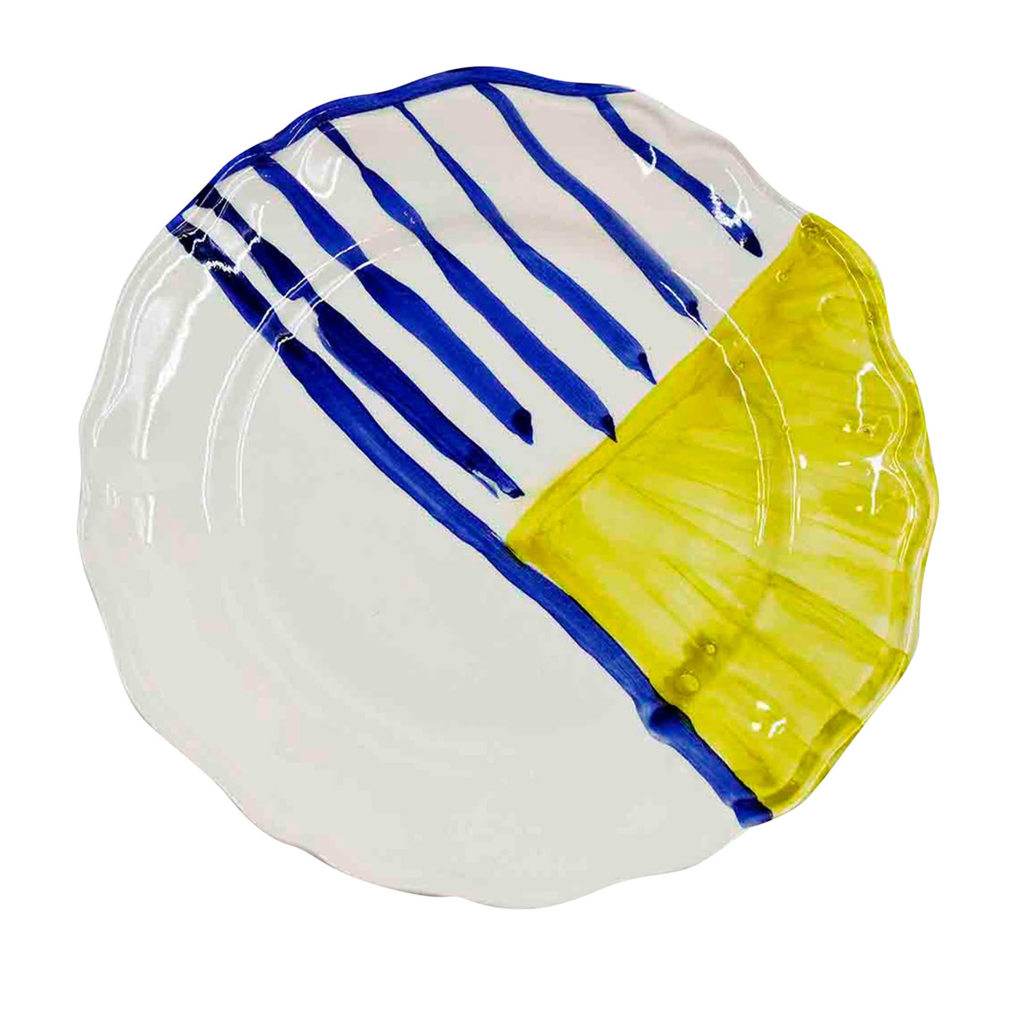 Ręcznie robiony talerz ceramiczny