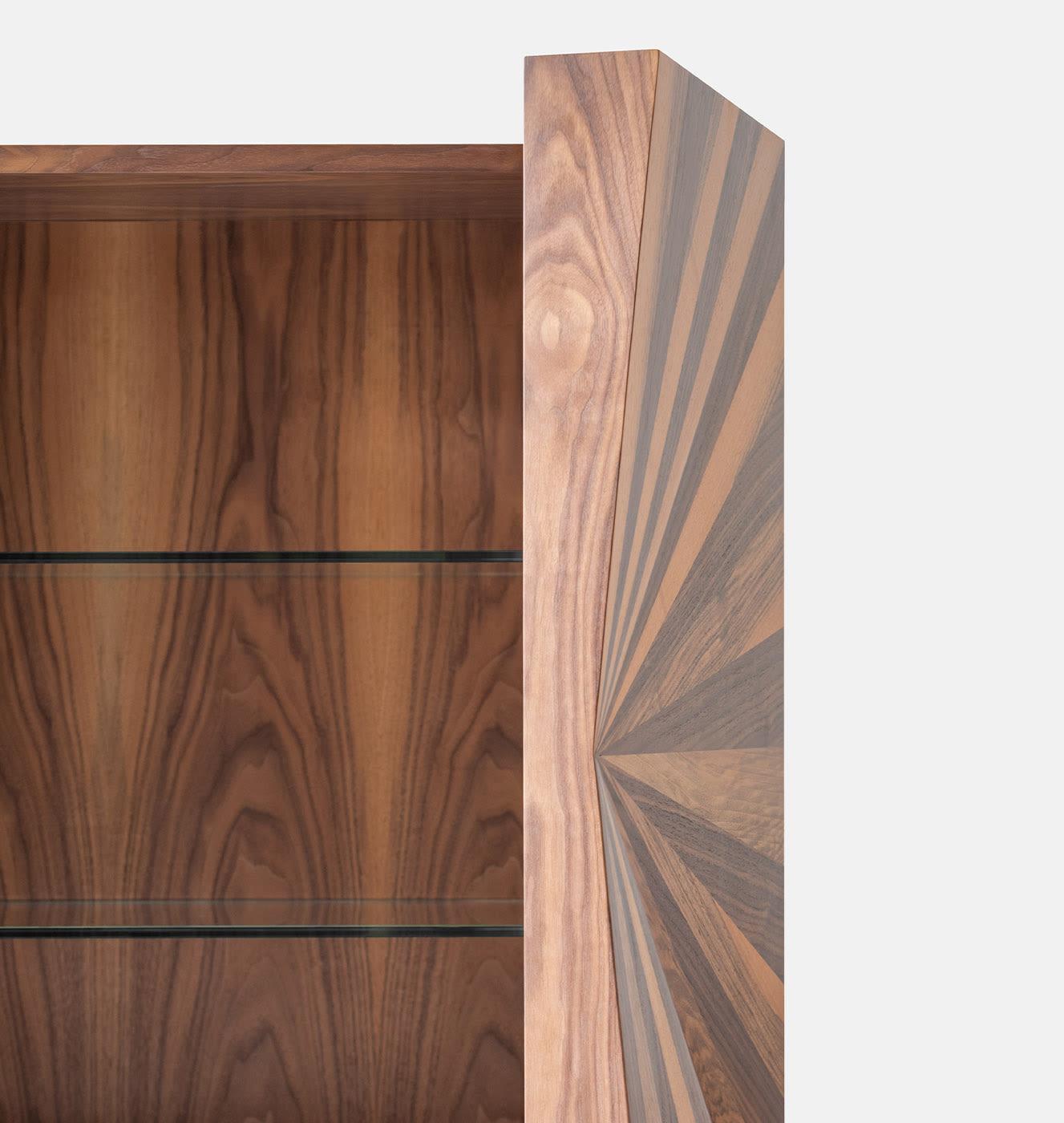 Szafka z Drewna Fornirowanego