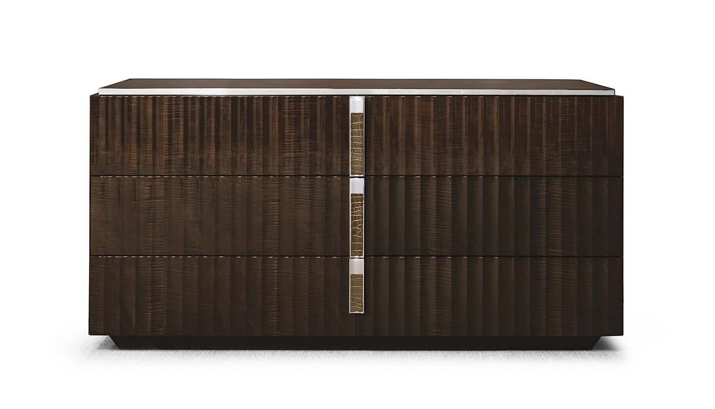 Komoda z trzema szufladami z drewna i skóry