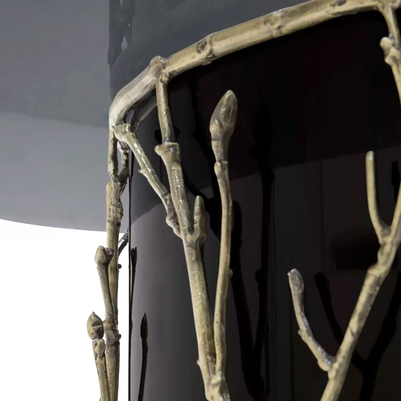 Stół jadalniany Elowen ze szklanym blatem