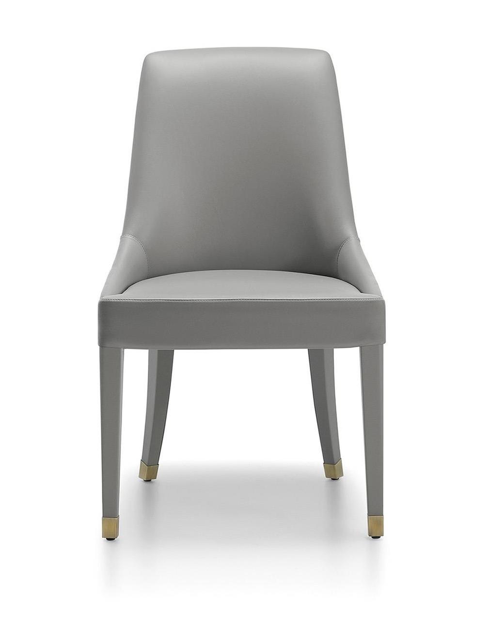 Krzesło Affair z metalowymi nogami