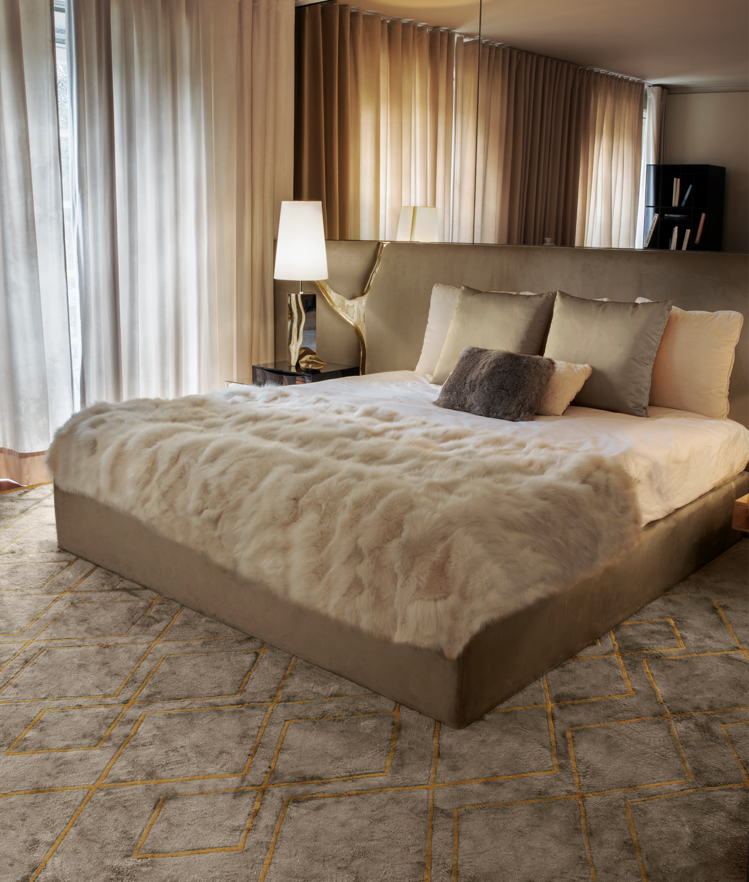 Biały zagłówek Fissure