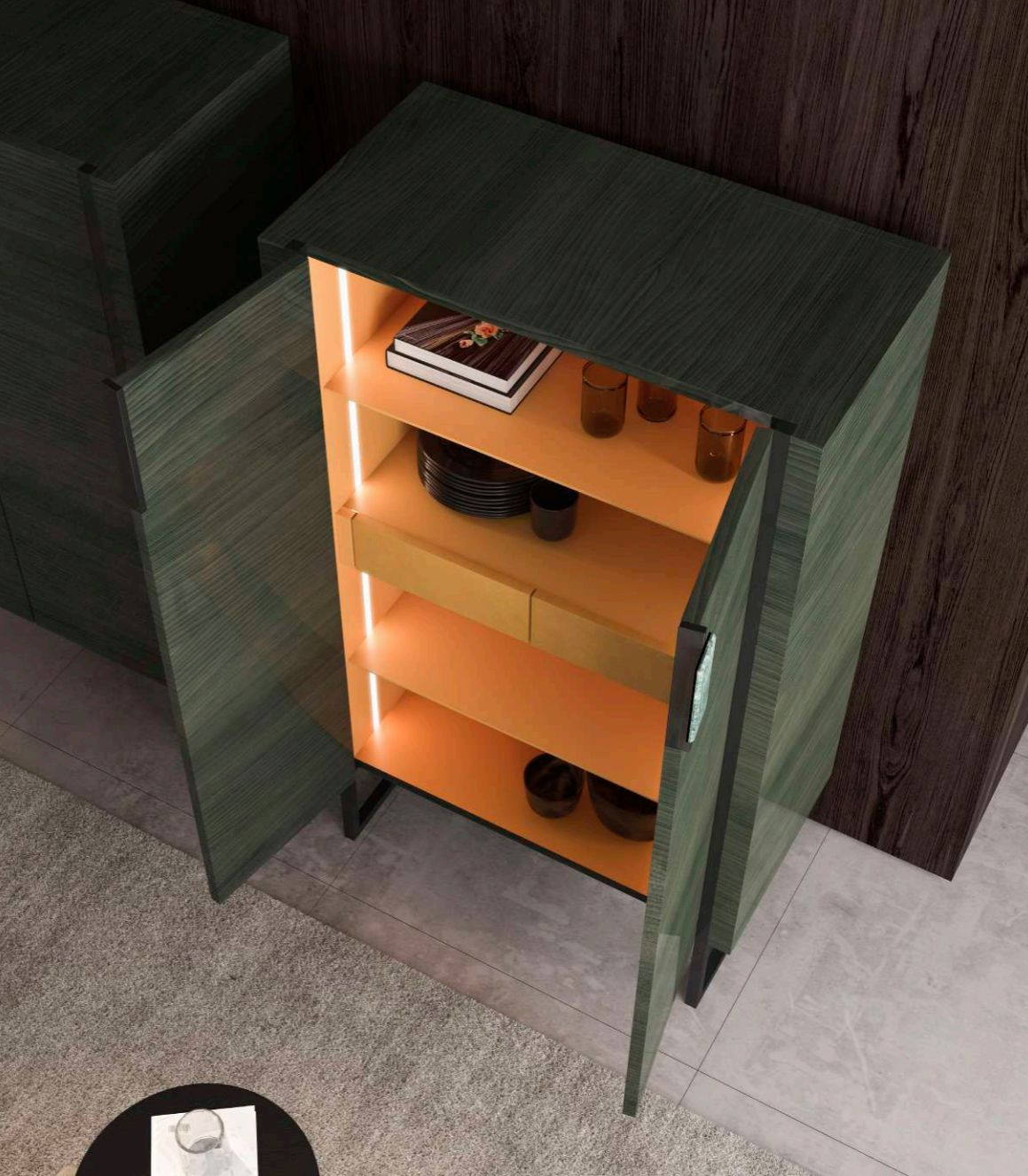 Szafka włoska z drewna z oświetleniem