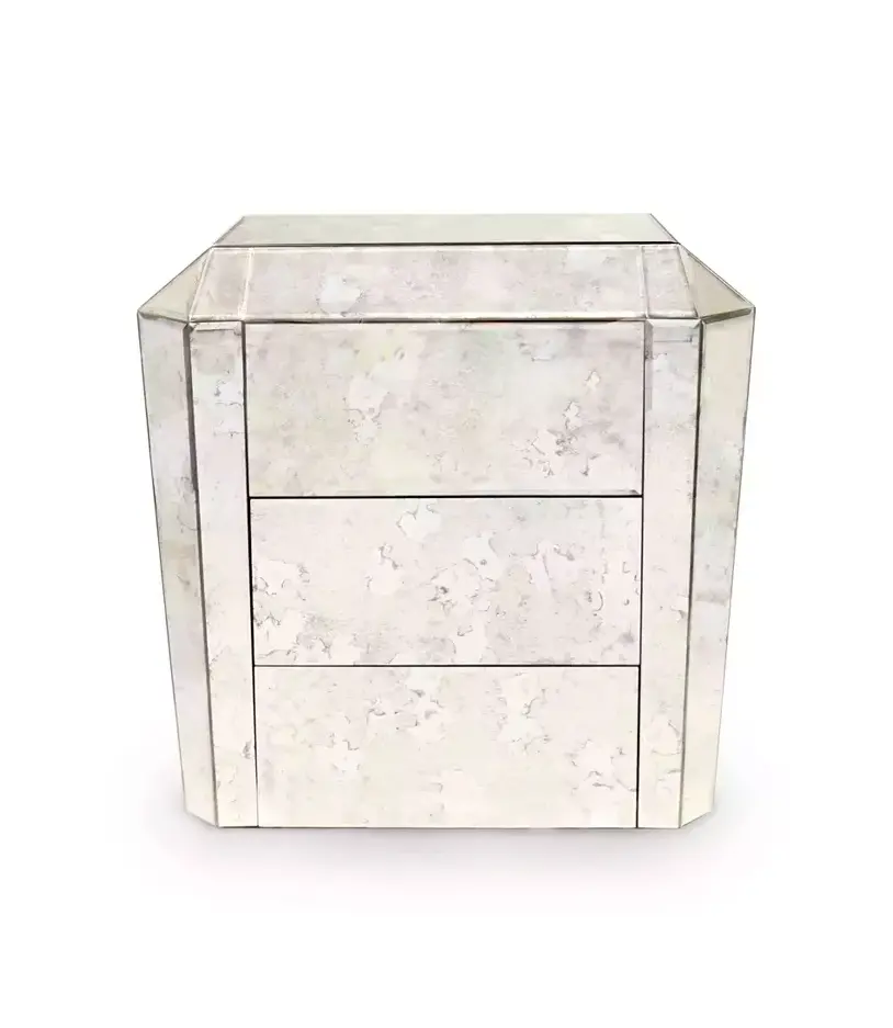 Szafka nocna Tamaris z trzema szufladami