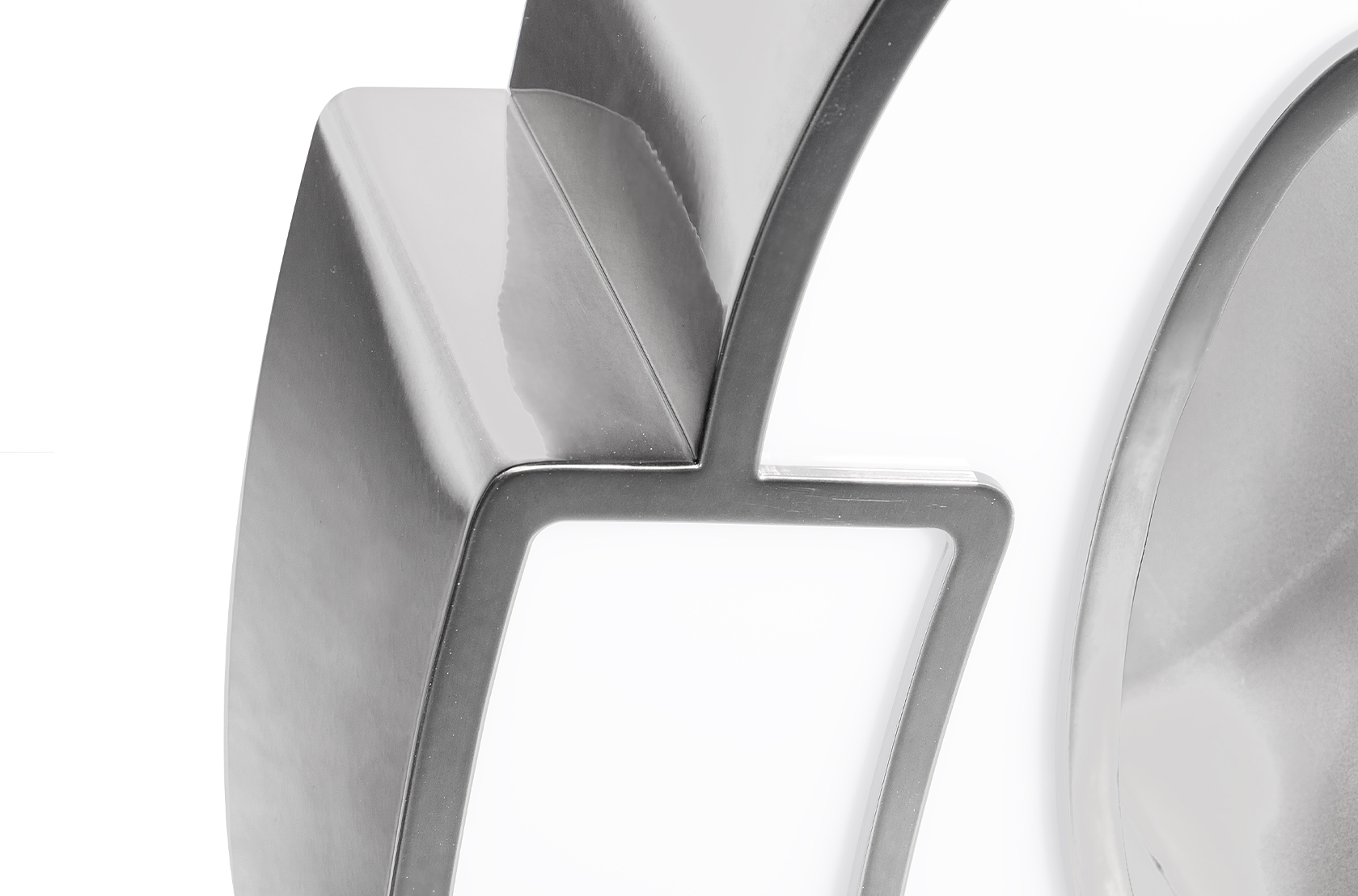 Oświetlenie literka O – Opulent