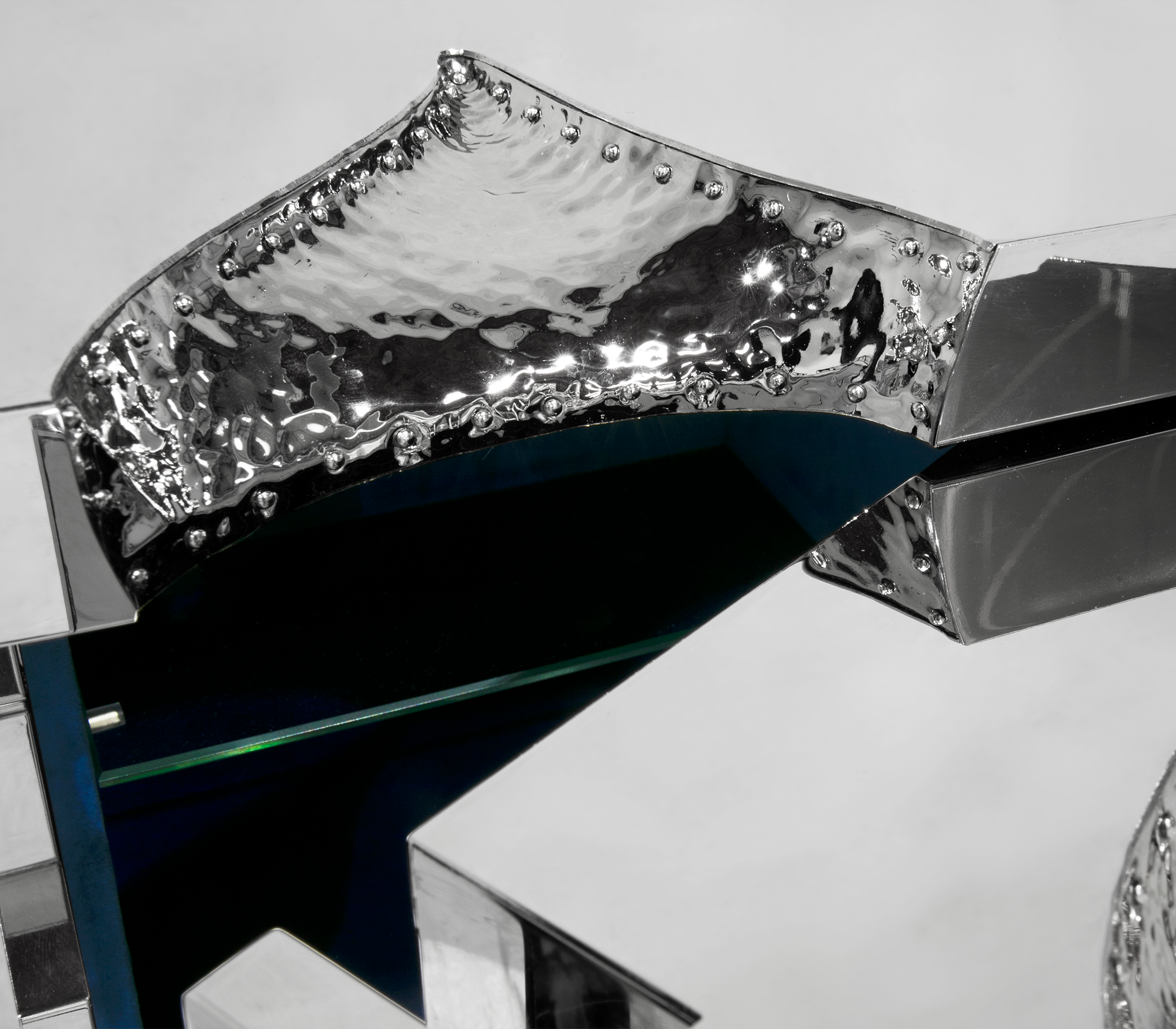 Srebrny sejf na biżuterię Tycoon