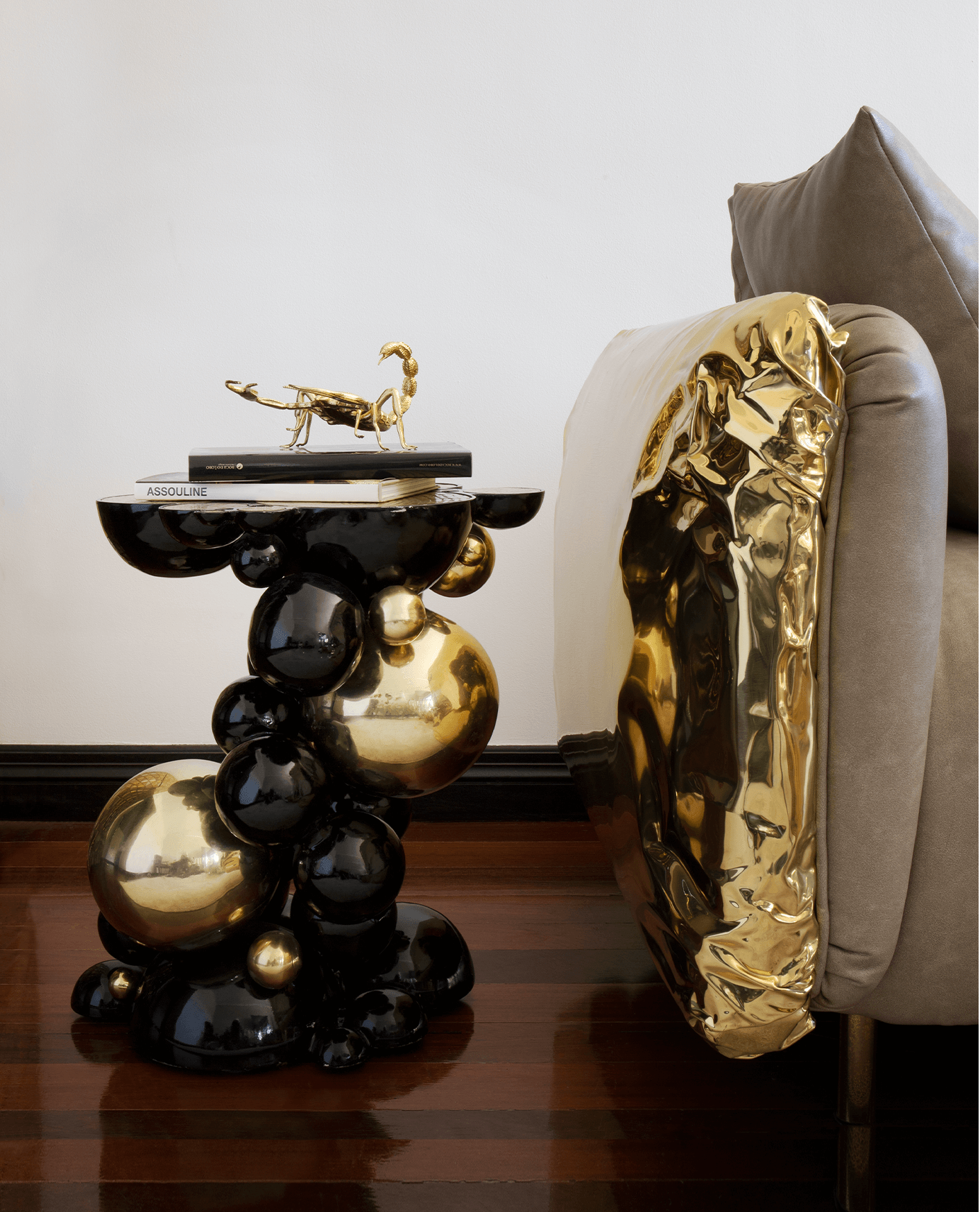 Stolik boczny Orbit Luxe