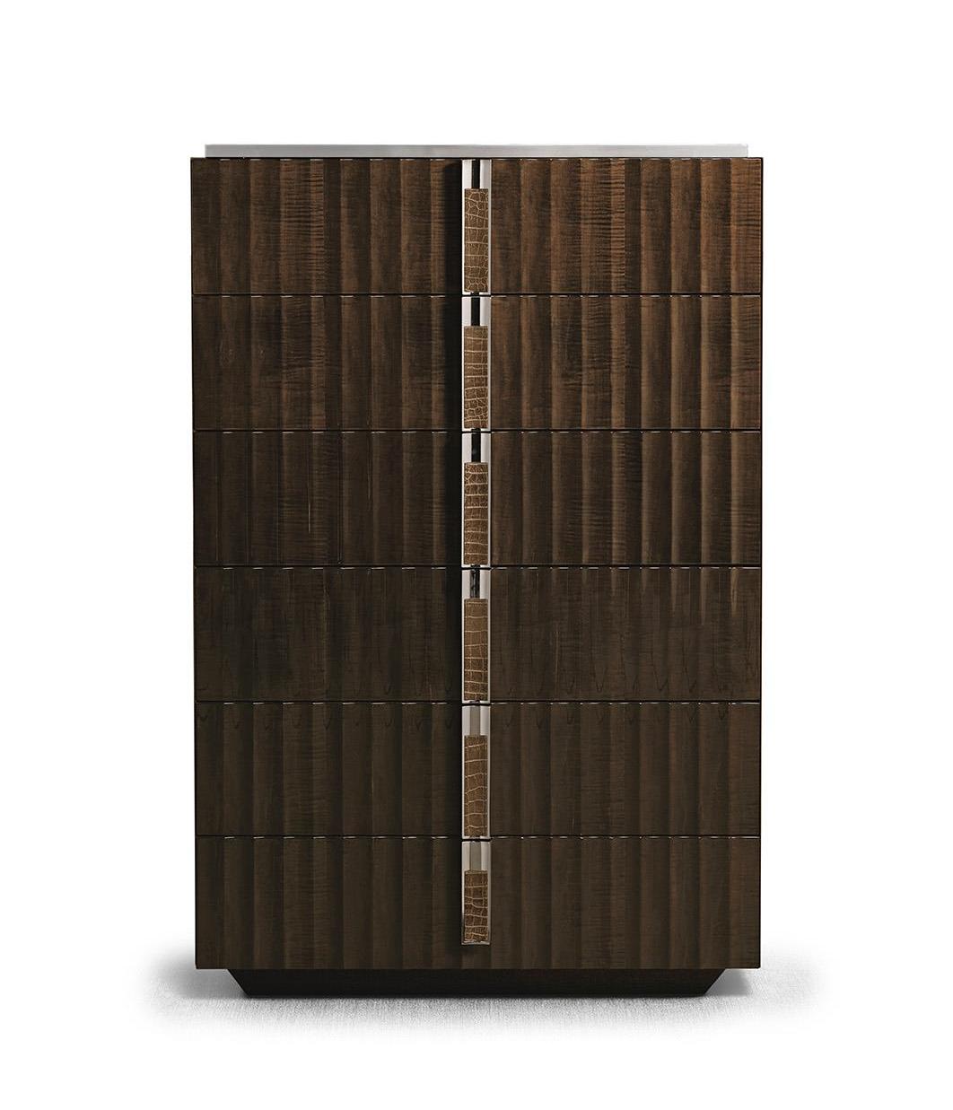 Komoda z sześcioma szufladami z drewna i skóry