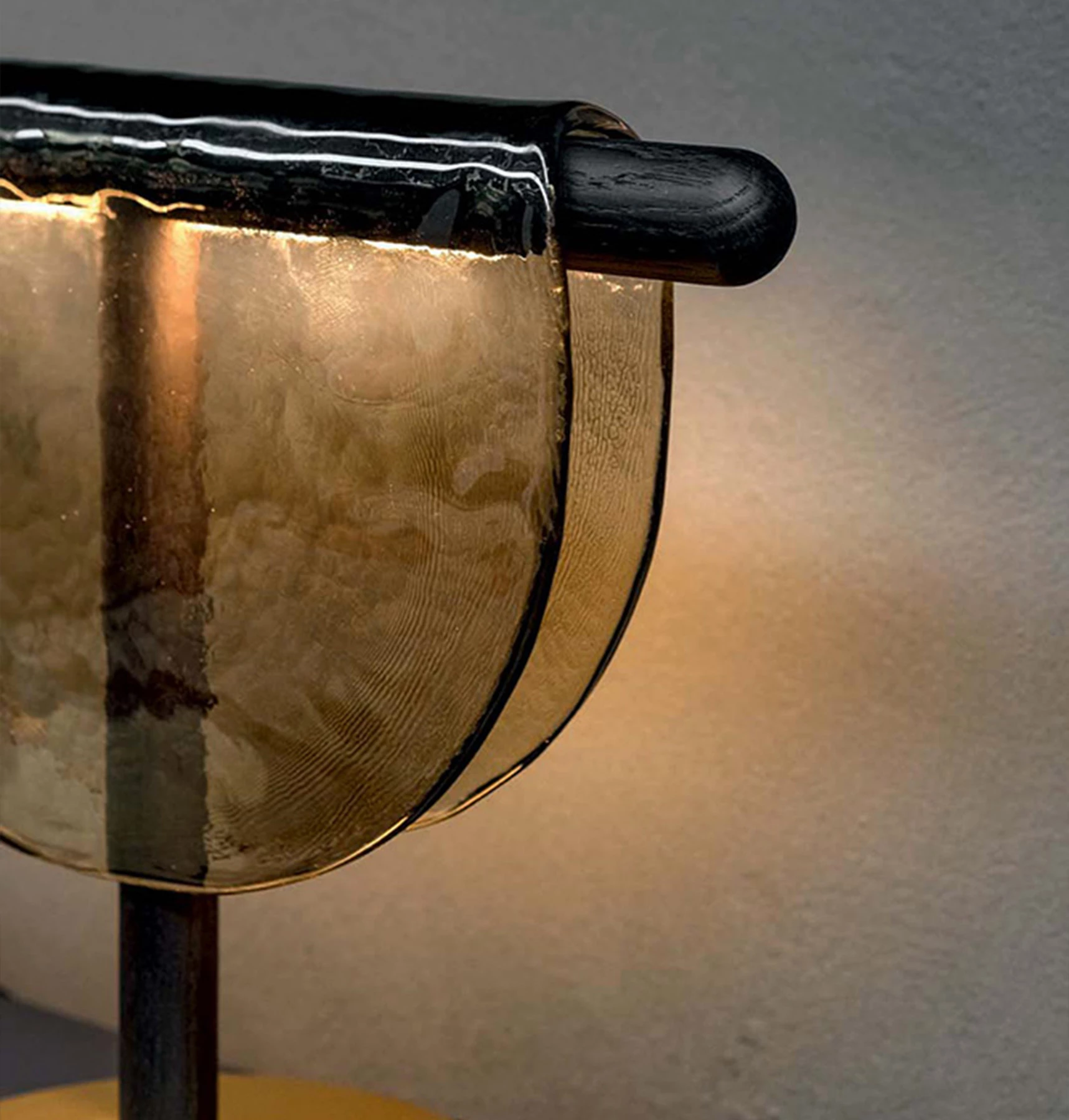 Lampa stołowa Dalì