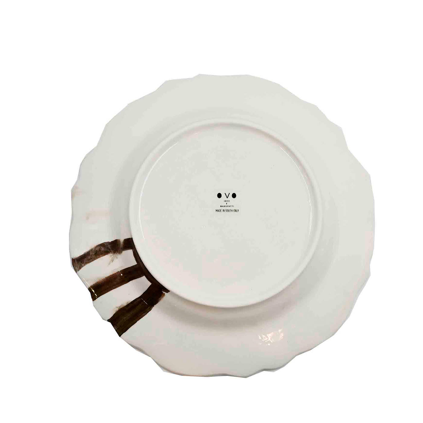 Ręcznie robiony talerz ceramiczny