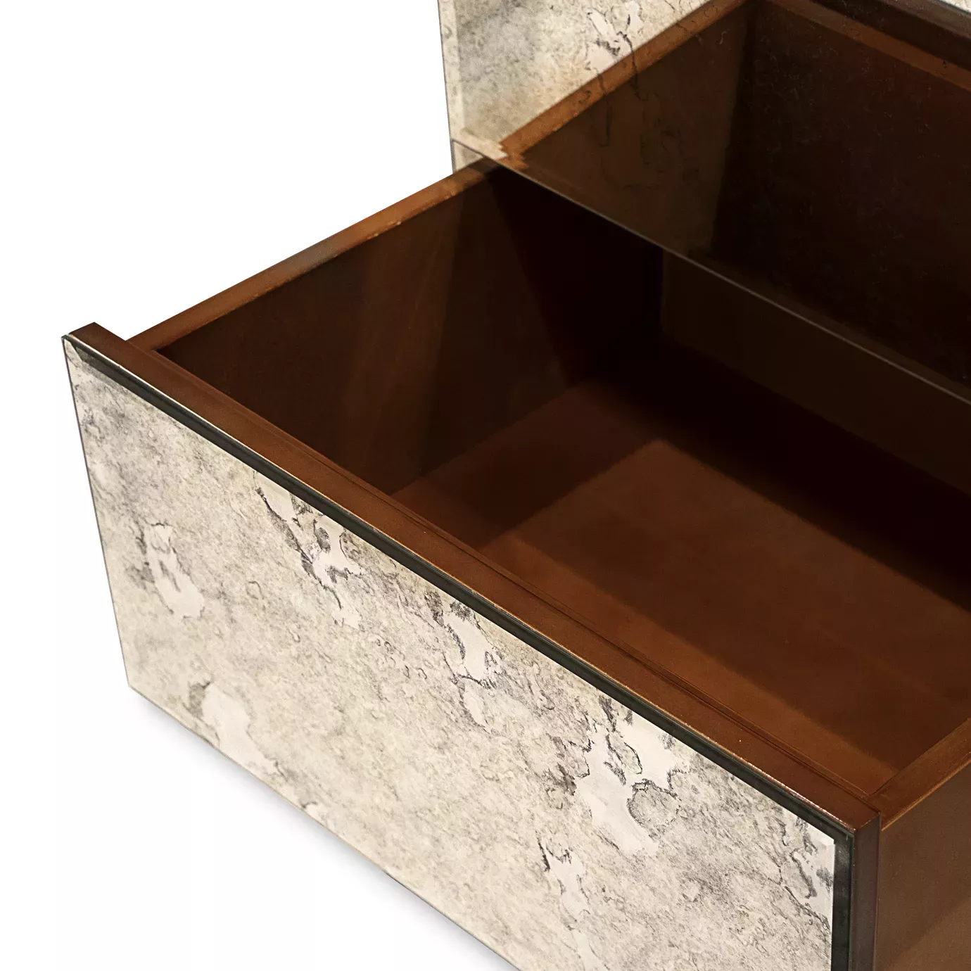 Szafka nocna Tamaris z trzema szufladami