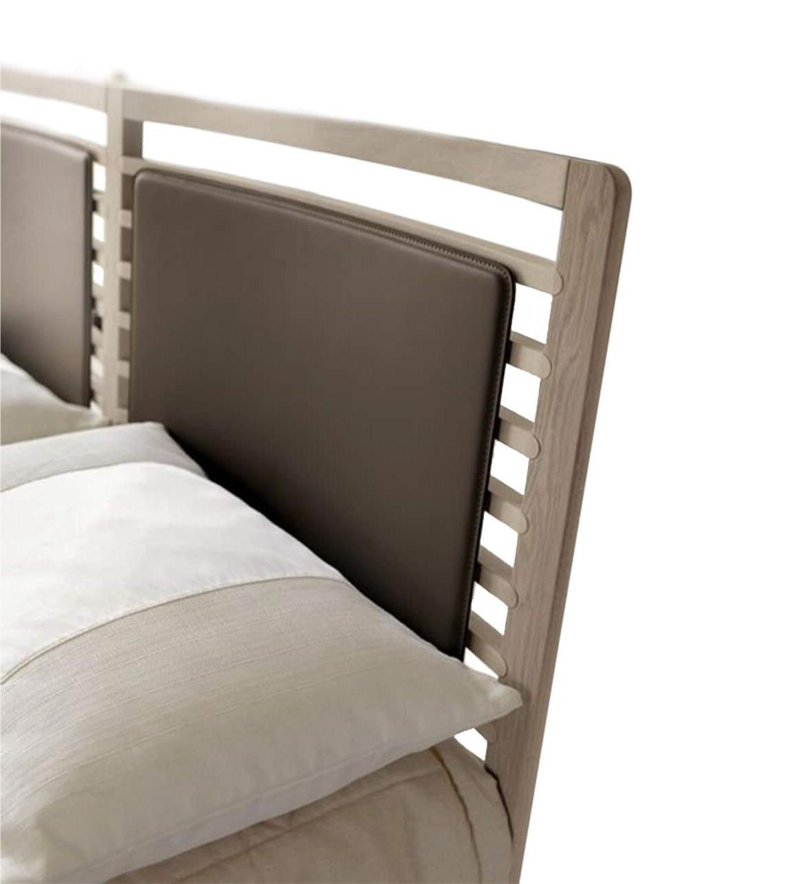 Włoskie łóżko Essentia | Wykończeniowy: Grey solid walnut