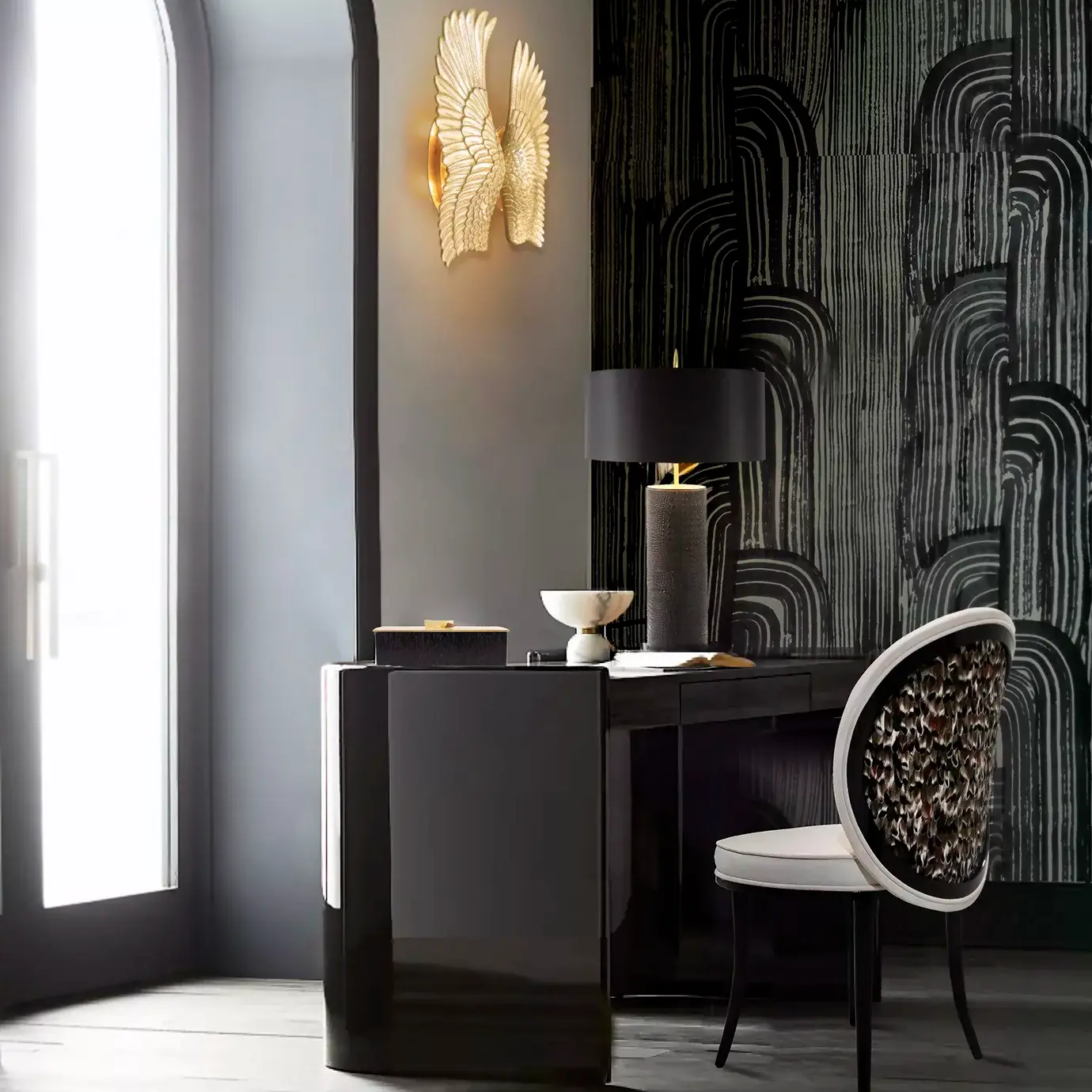 Krzesło jadalniane Mistral z oparciem z piór Folie