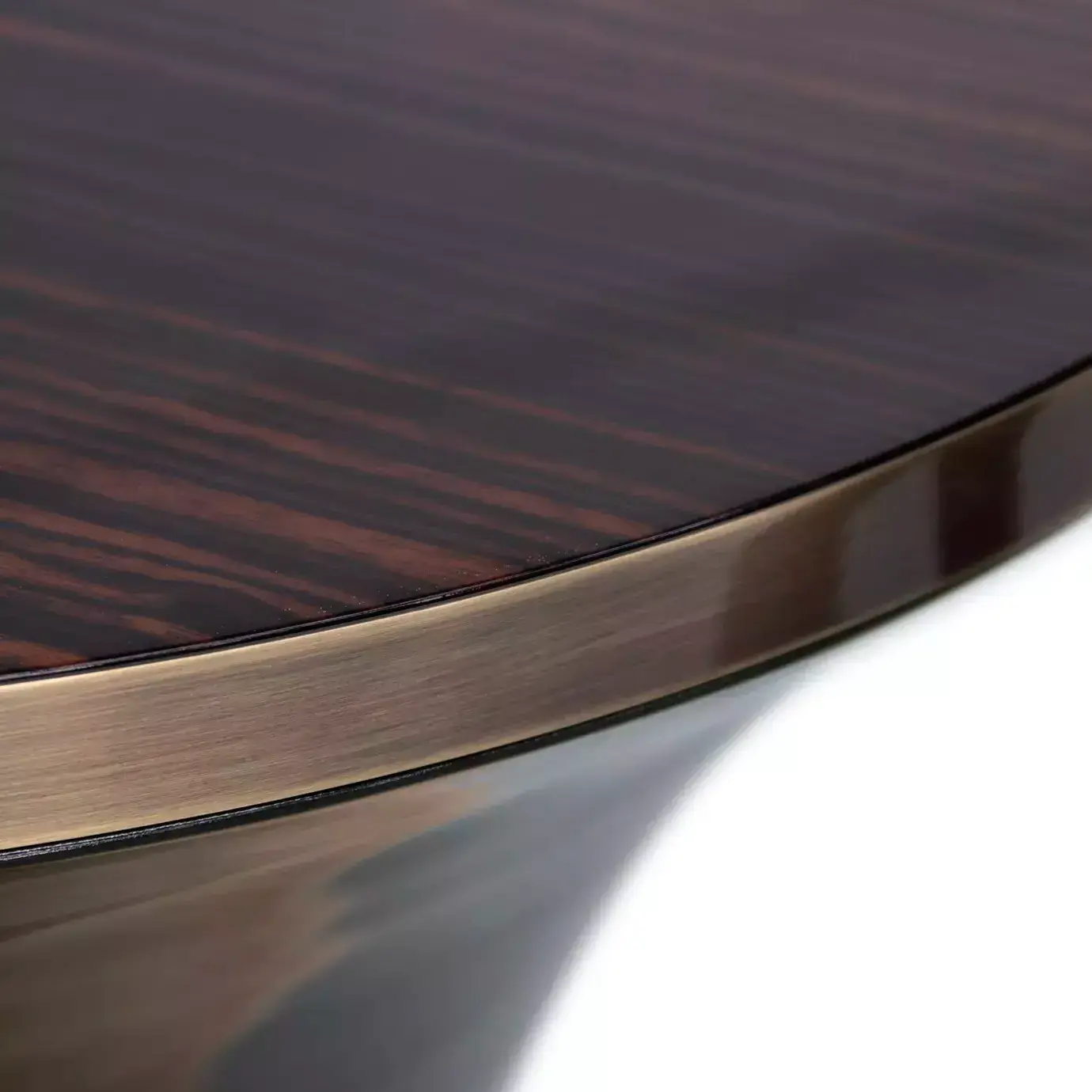 Stolik boczny Solstice z postarzanego złota