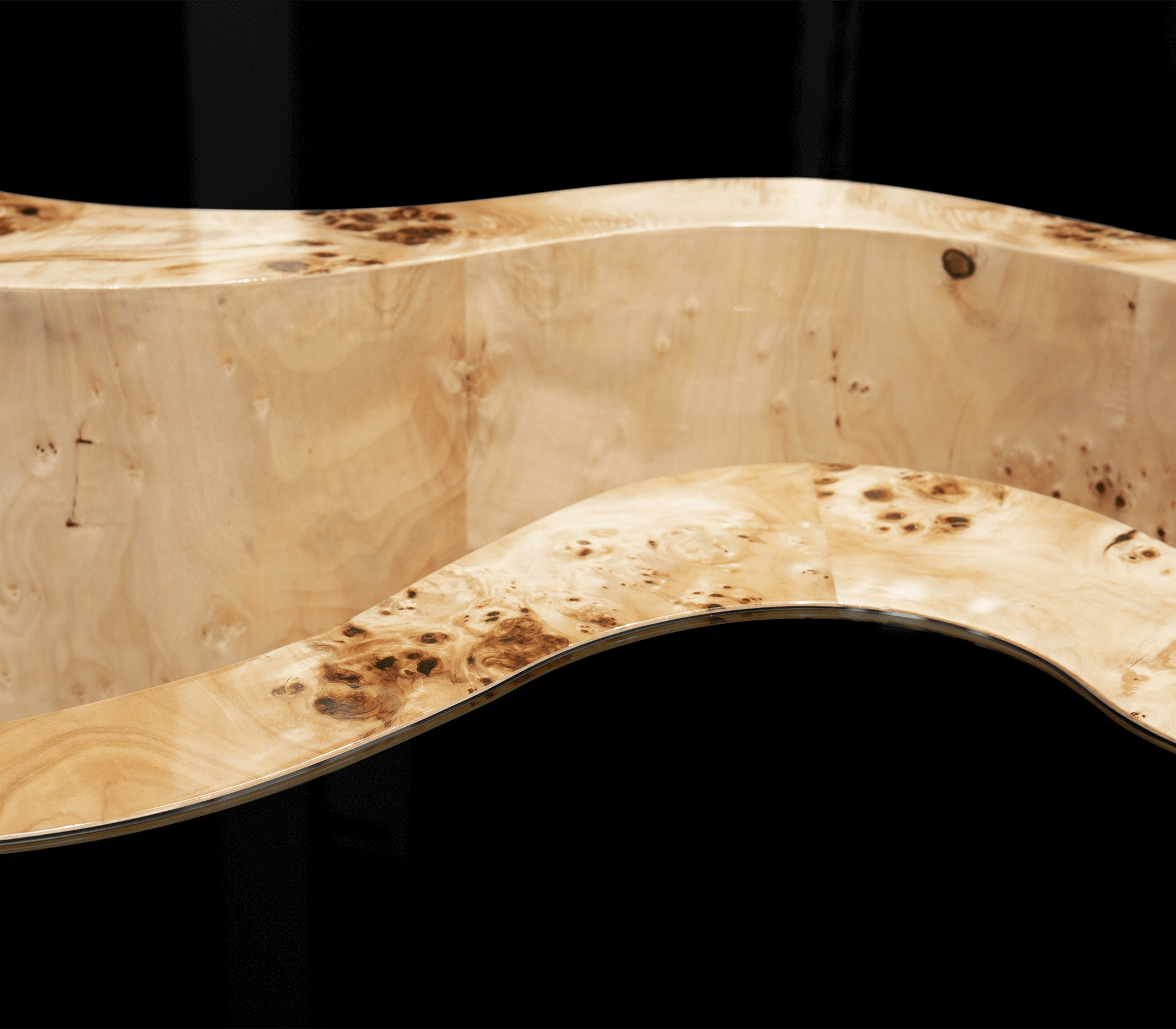 Zestaw stolików Crest z drewna topoli