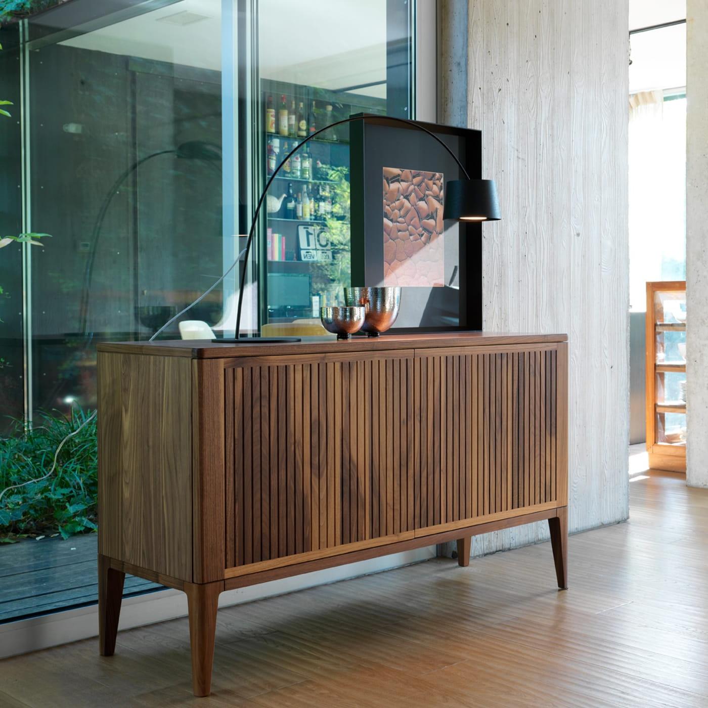 Brązowa komoda Eleva