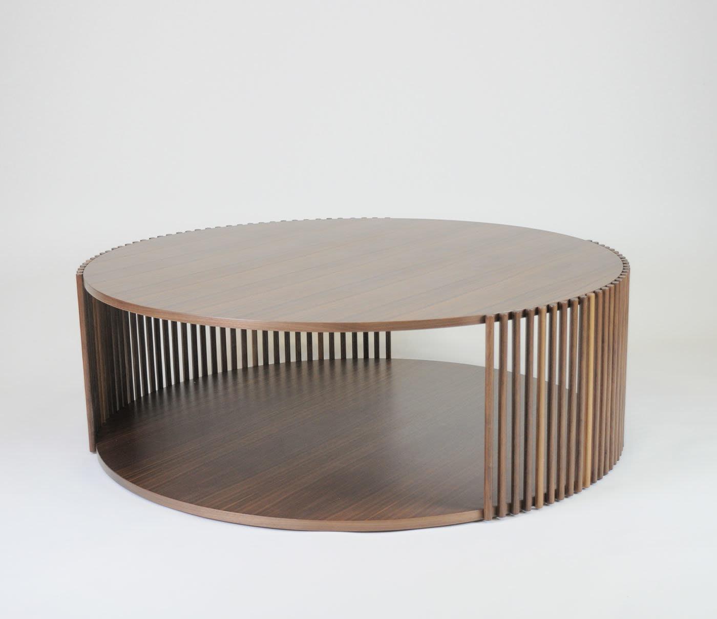 Średni Drewniany Stolik Kawowy