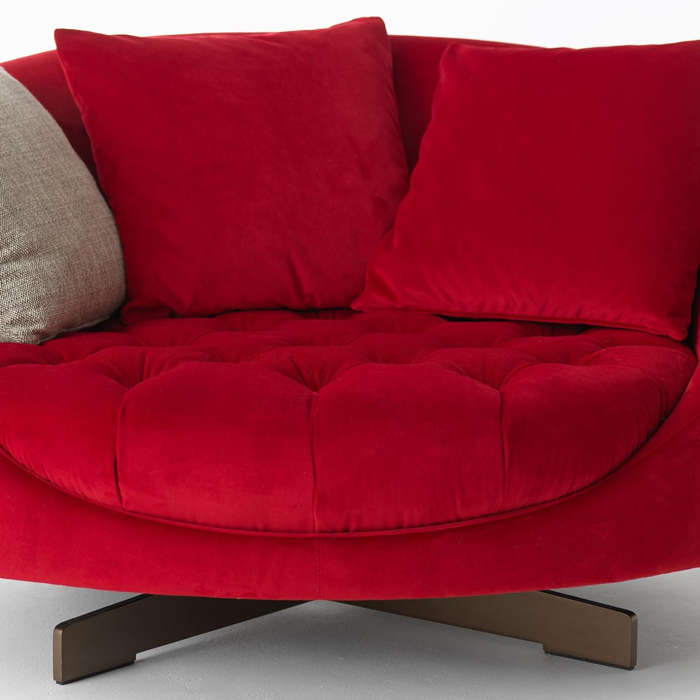 Czerwona sofa Hill