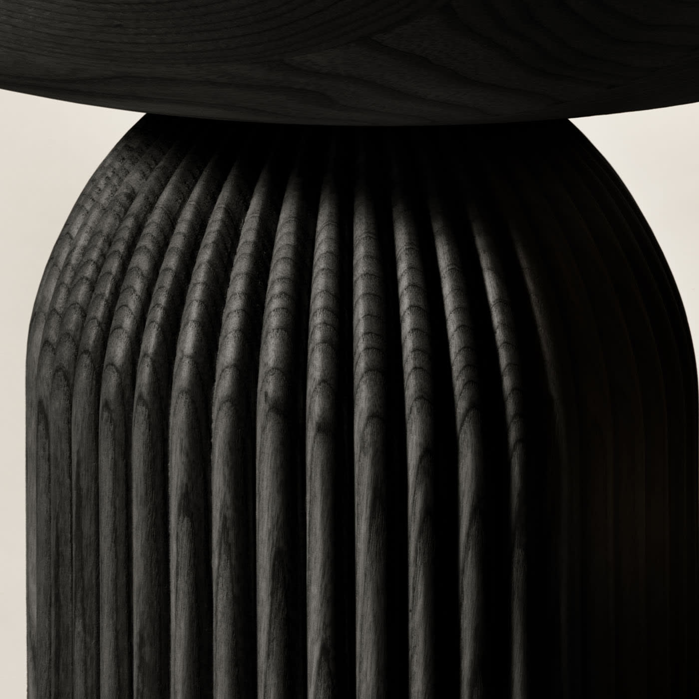 Czarny stolik kawowy Convesso