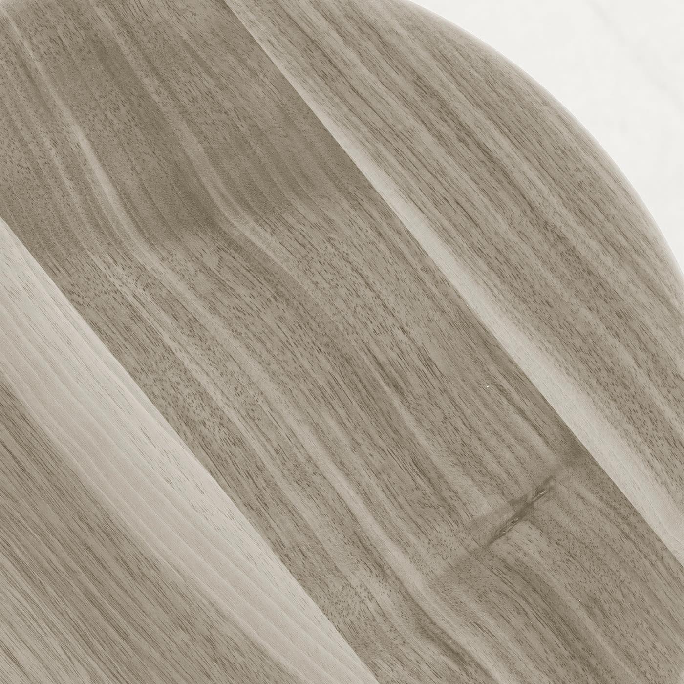 Wysoki szary taboret Invito