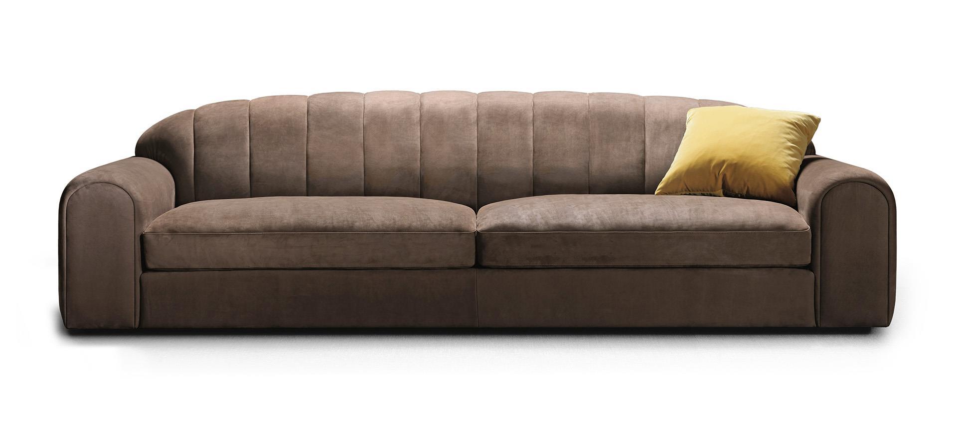 Sofa Luxe z pikowanym wykończeniem