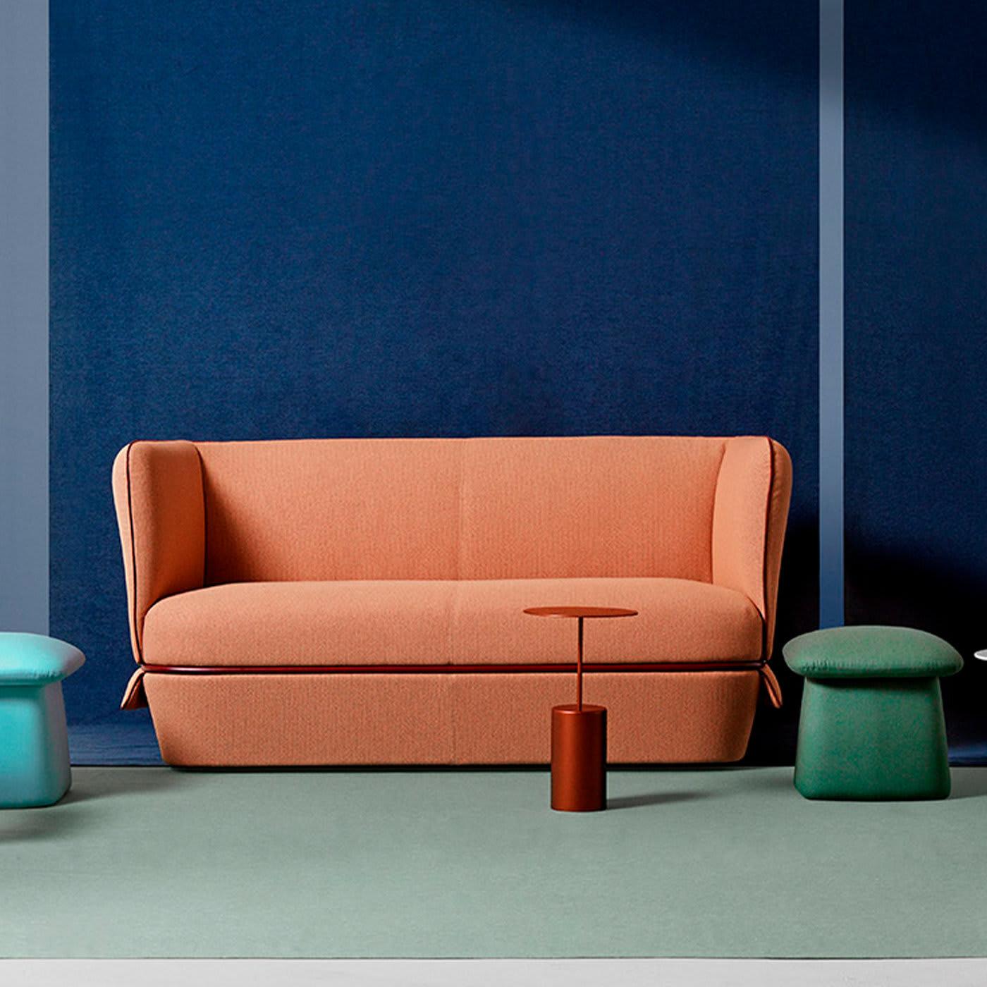 Włoska luksusowa ręcznie wykonana sofa Chemise