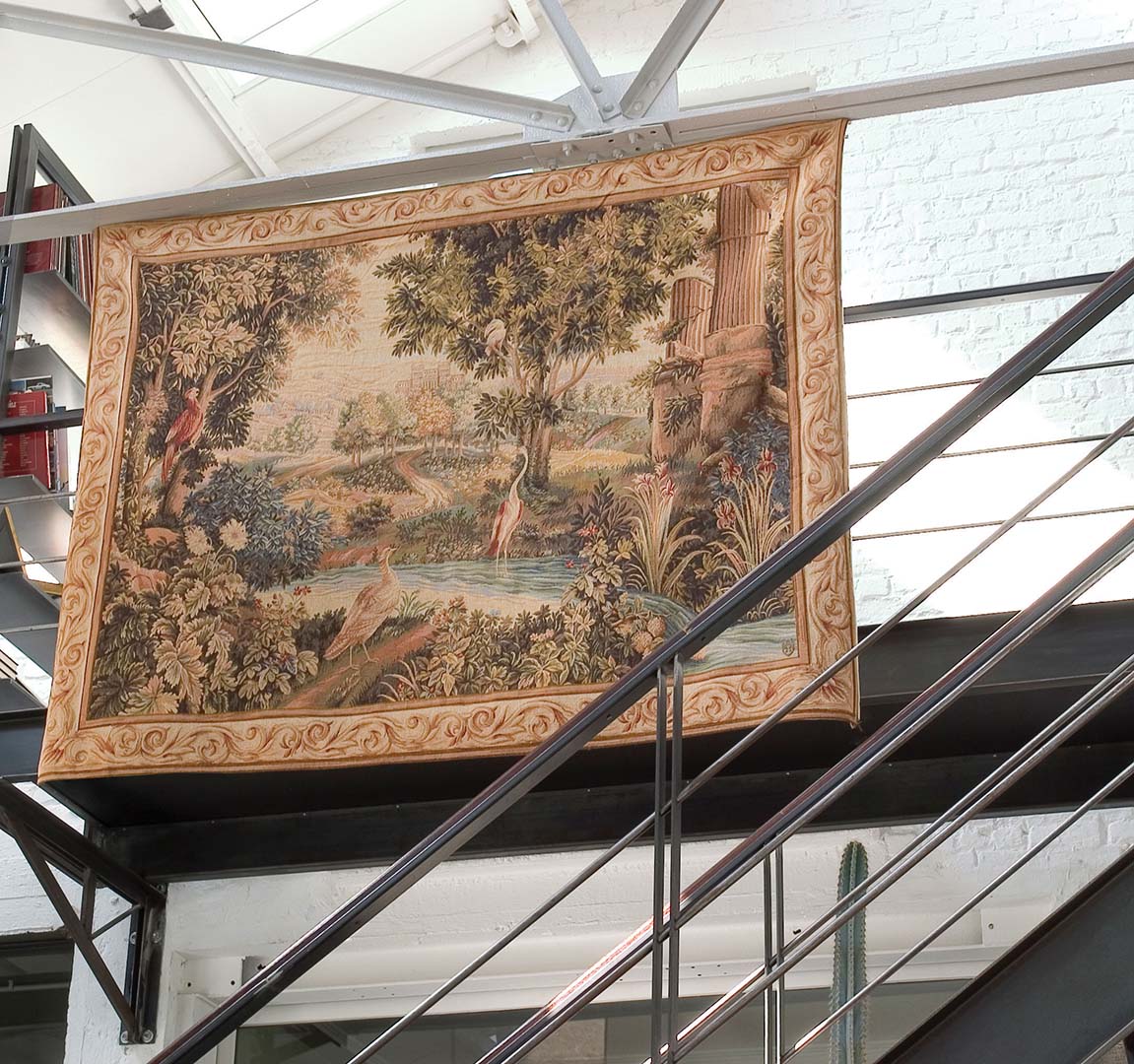 Gobelin Horizontal Greenery with Birds