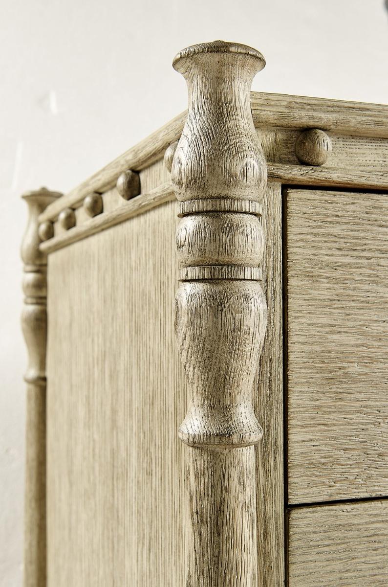 Komoda Morris Greyed Oak
