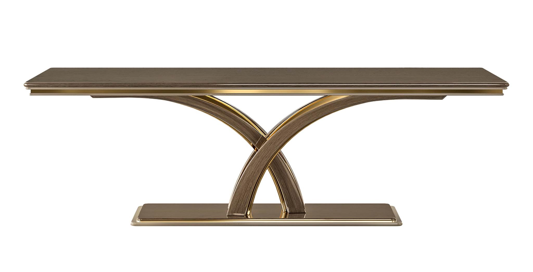 Ręcznie wykonany stół jadalniany