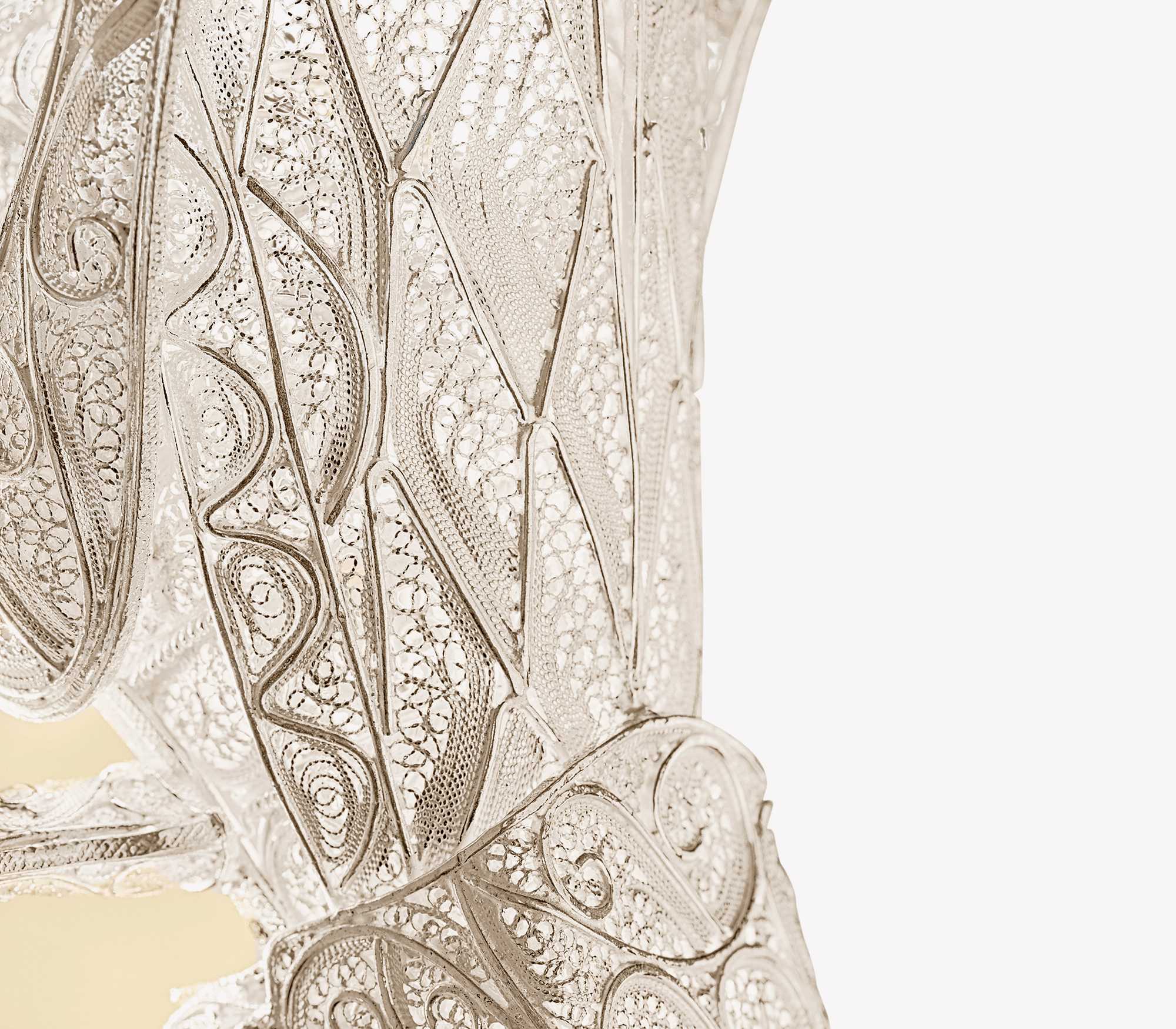 Kinkiet Filigree Cricket