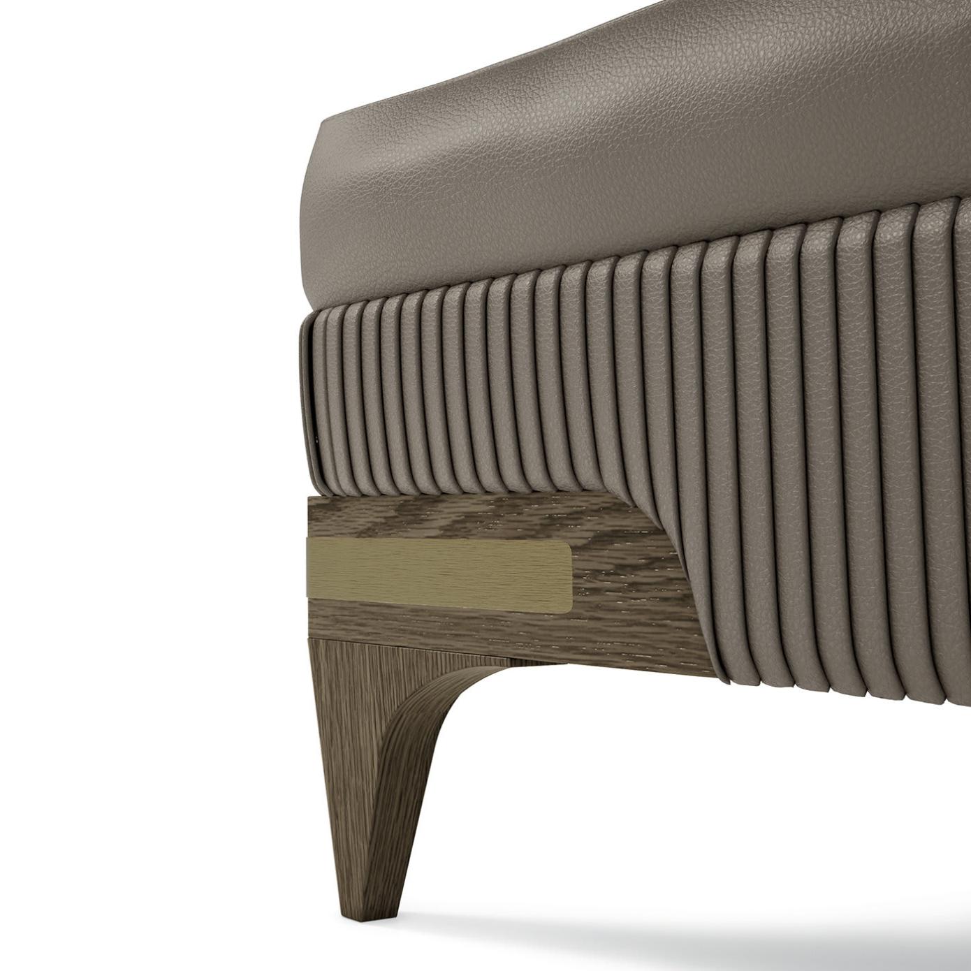 Luksusowy skórzany puf