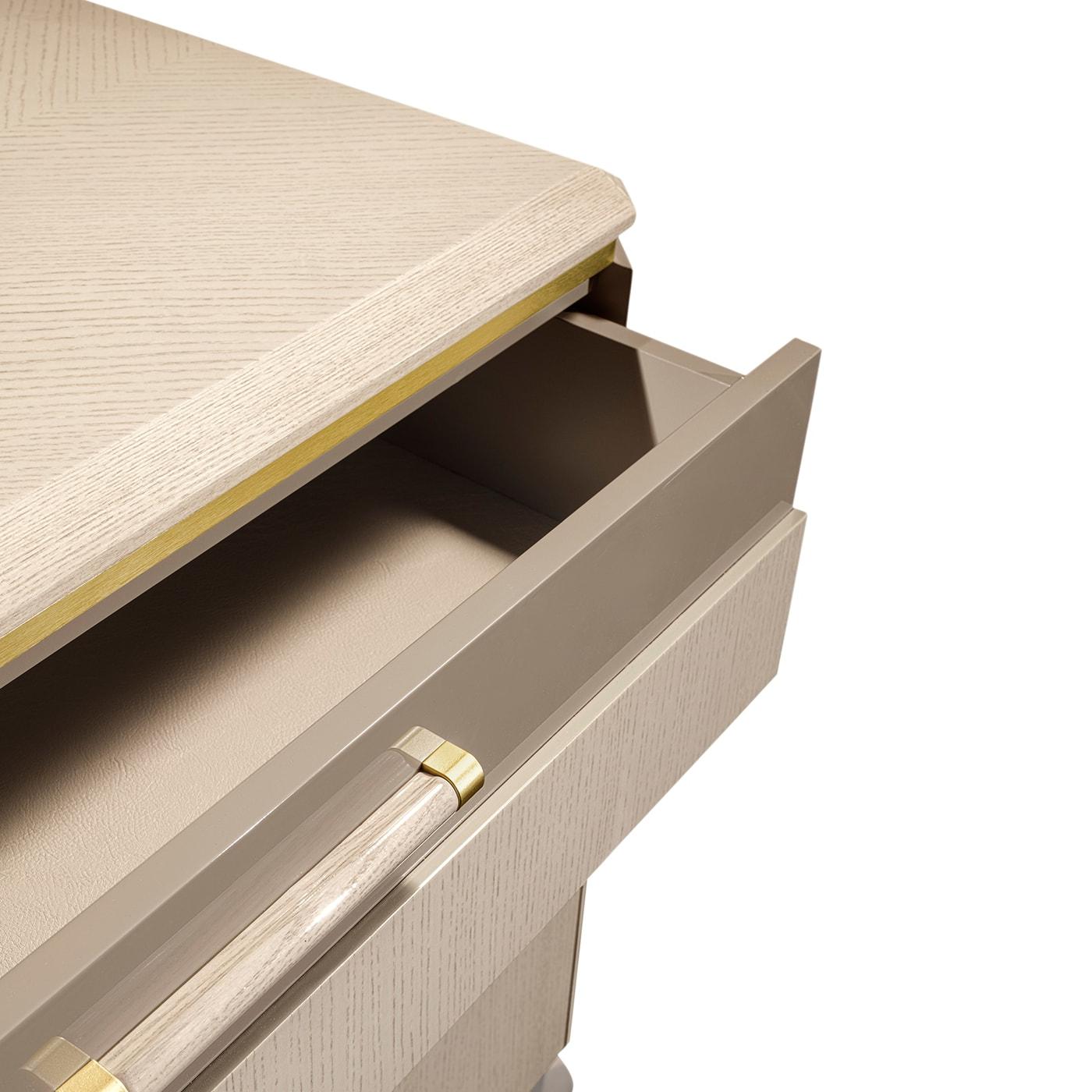 Toaletka Victor w kolorze kości słoniowej