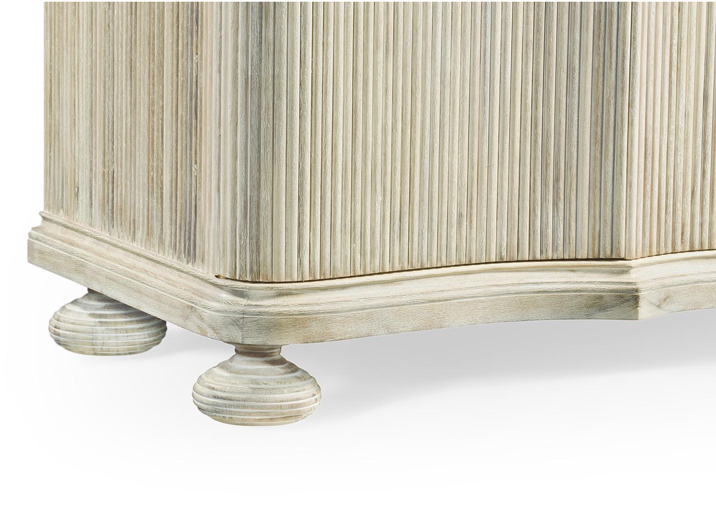 Kredens Belleville Washed Acacia