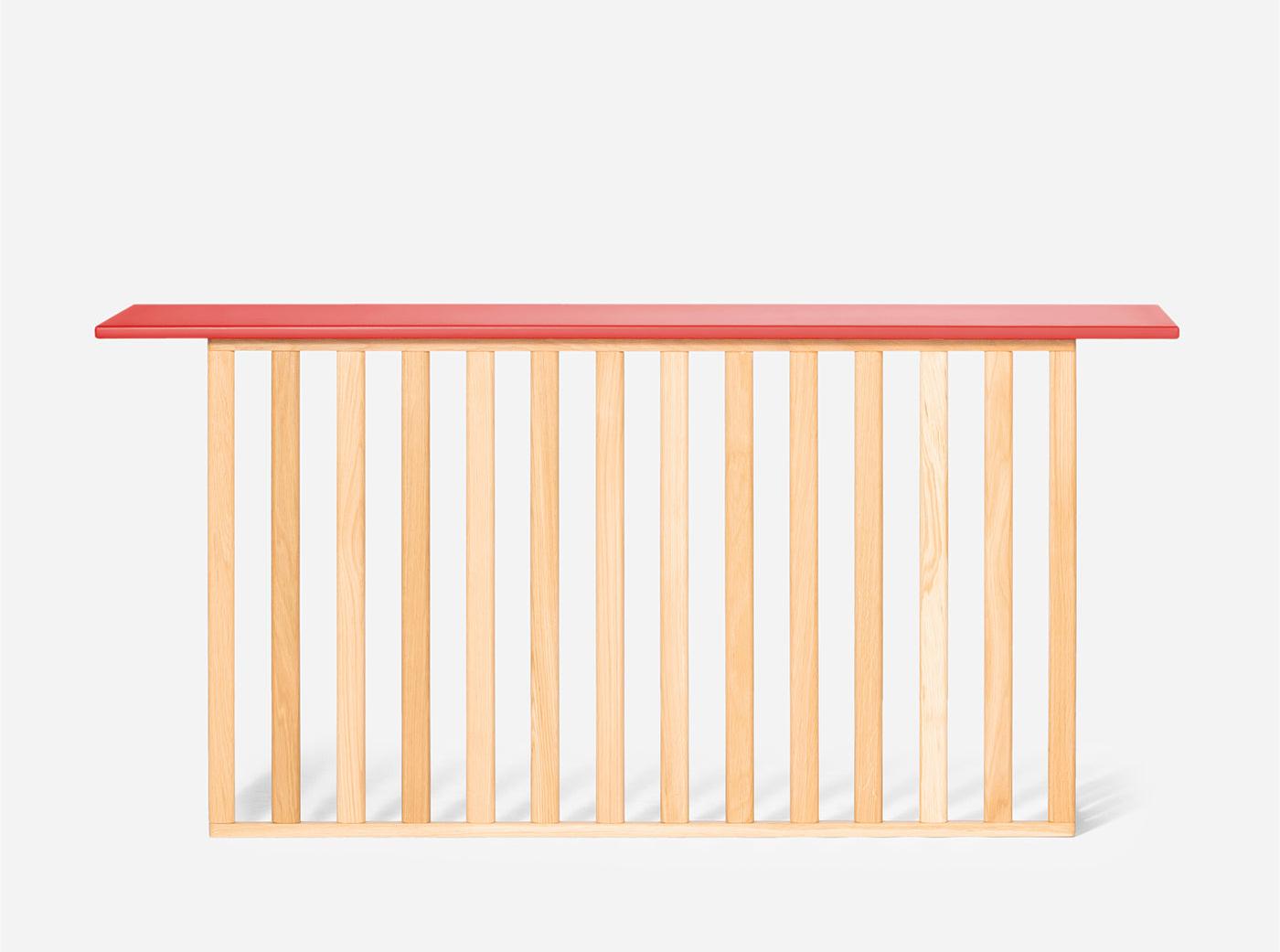 Różowa Drewniana Konsola