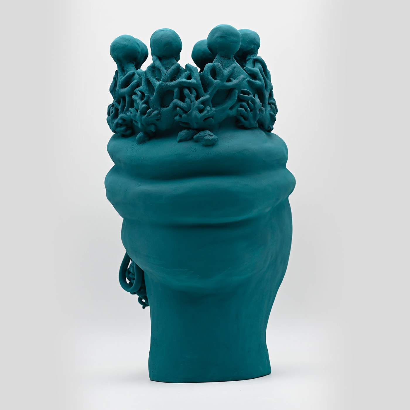 Unikalna rzeźba Głowa Maura