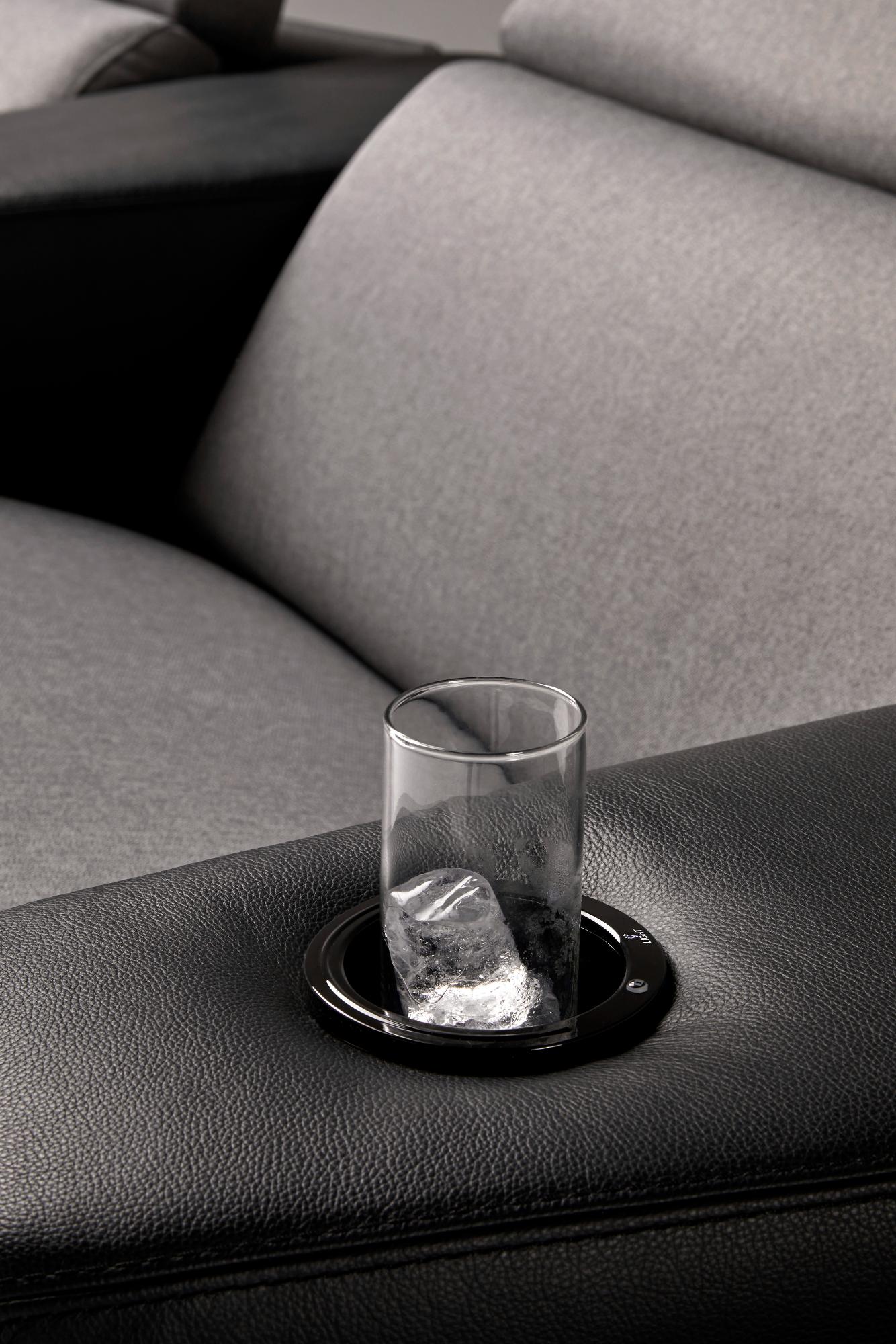 Szara zakrzywiona sofa 3-osobowa Atlanta