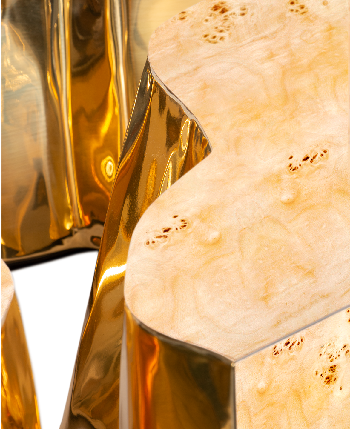 Stolik kawowy Fissure z topoli