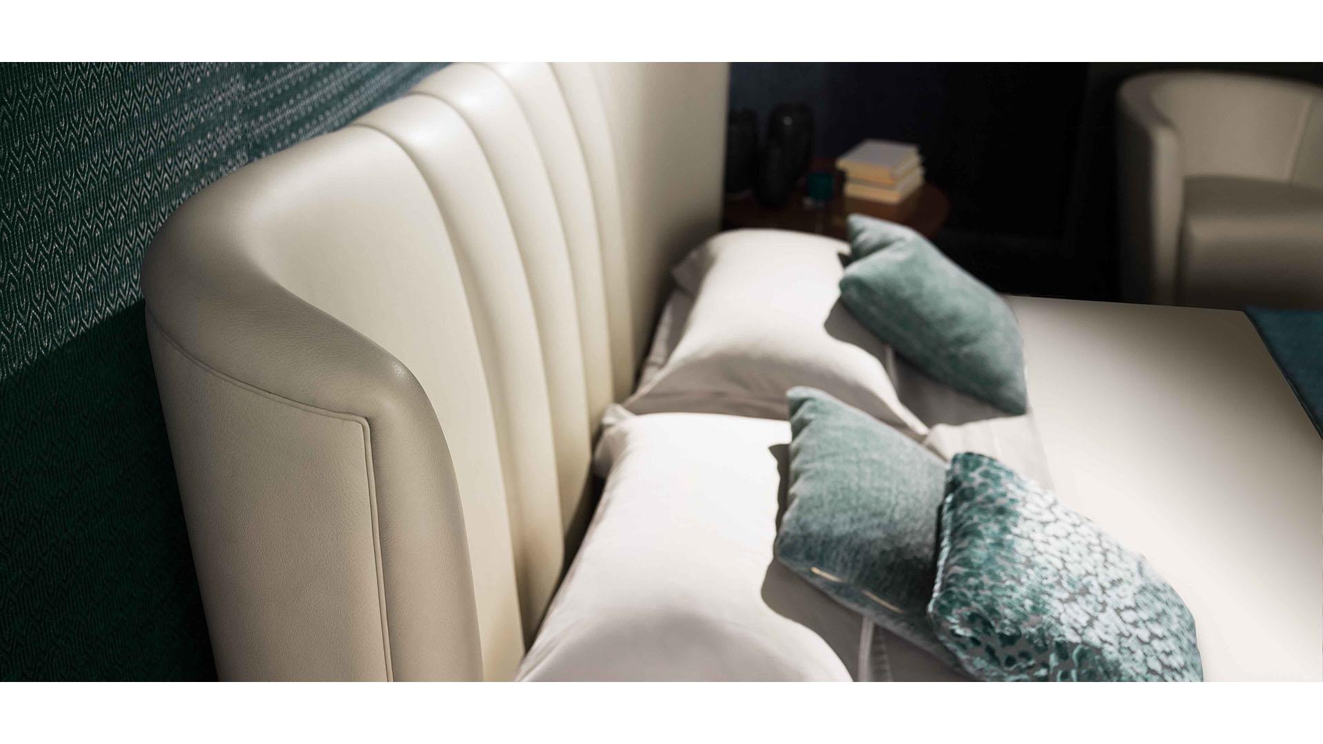 Skórzane łóżko Fashion Affair