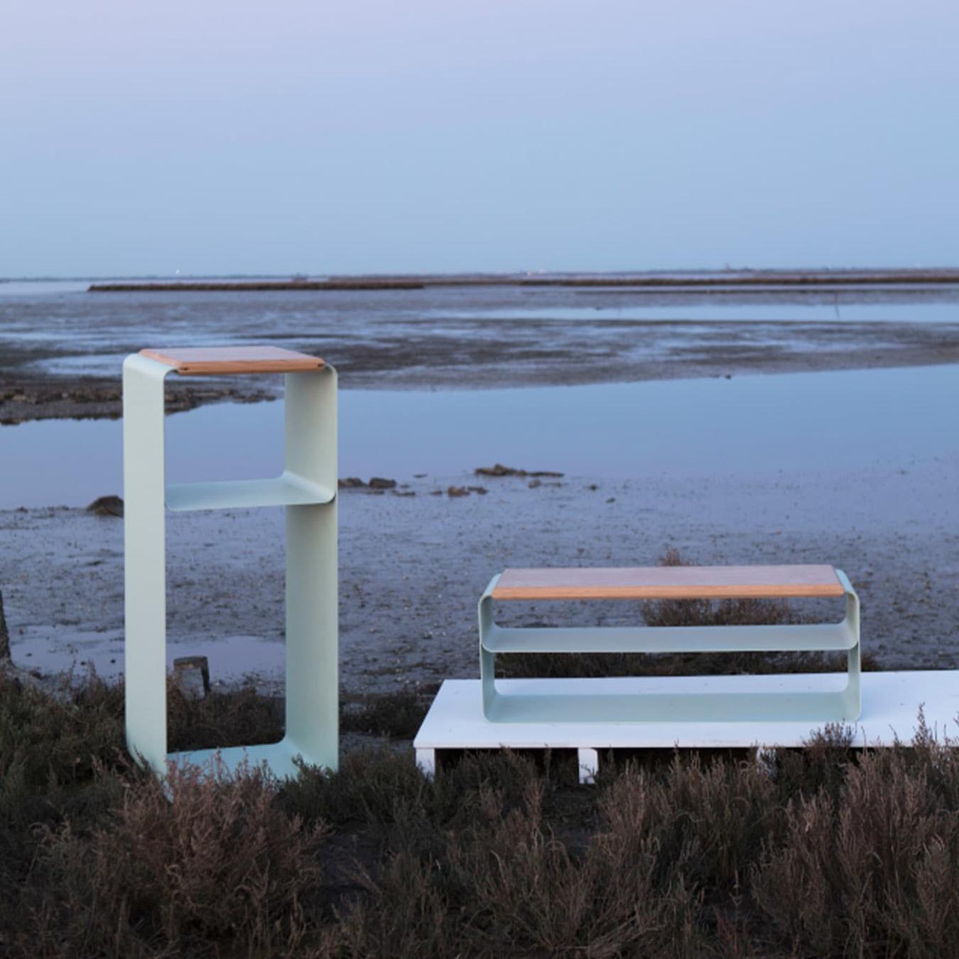 Minimalistyczny Regał - 1