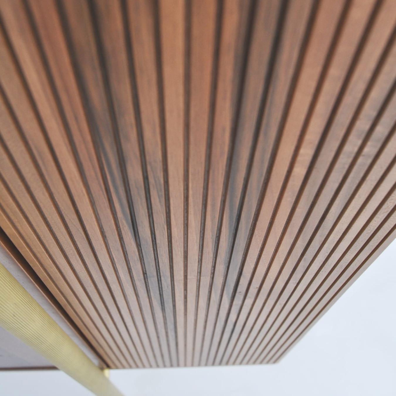 Minimalistyczna Drewniana Szafka