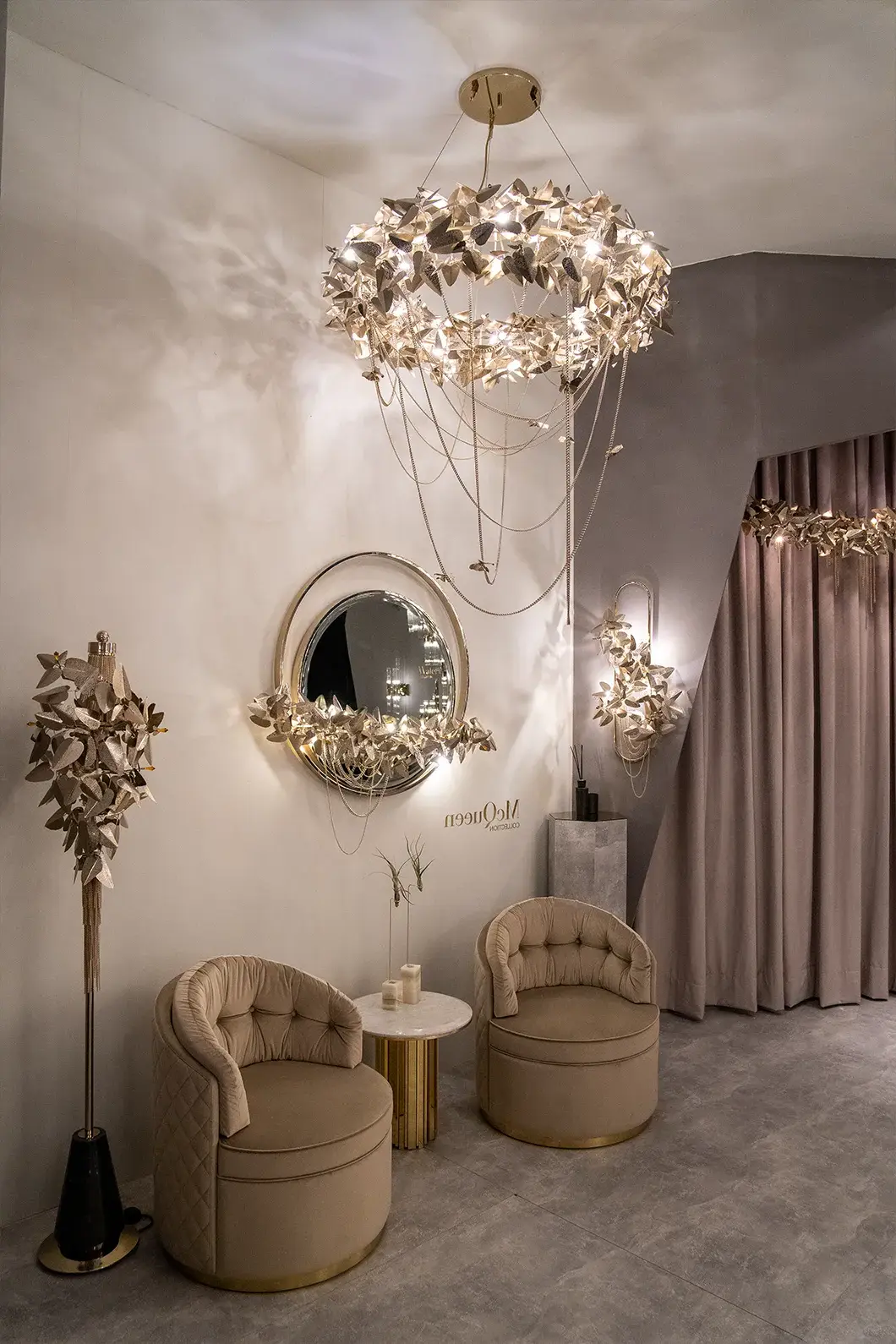 Lustro Royal II z oświetleniem ściennym - 2