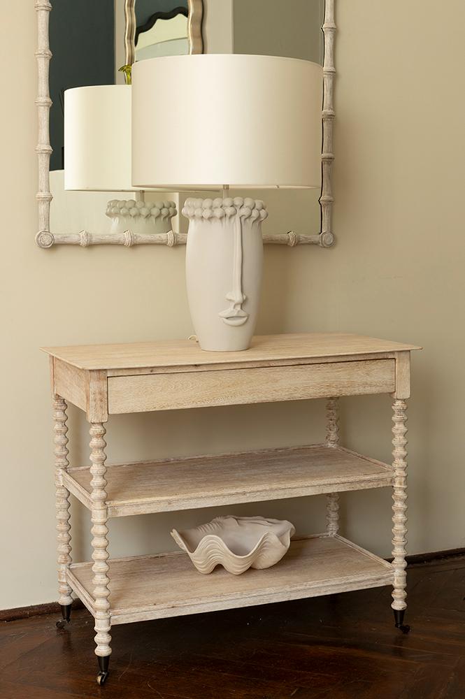Stolik boczny Tormarton Washed Acacia