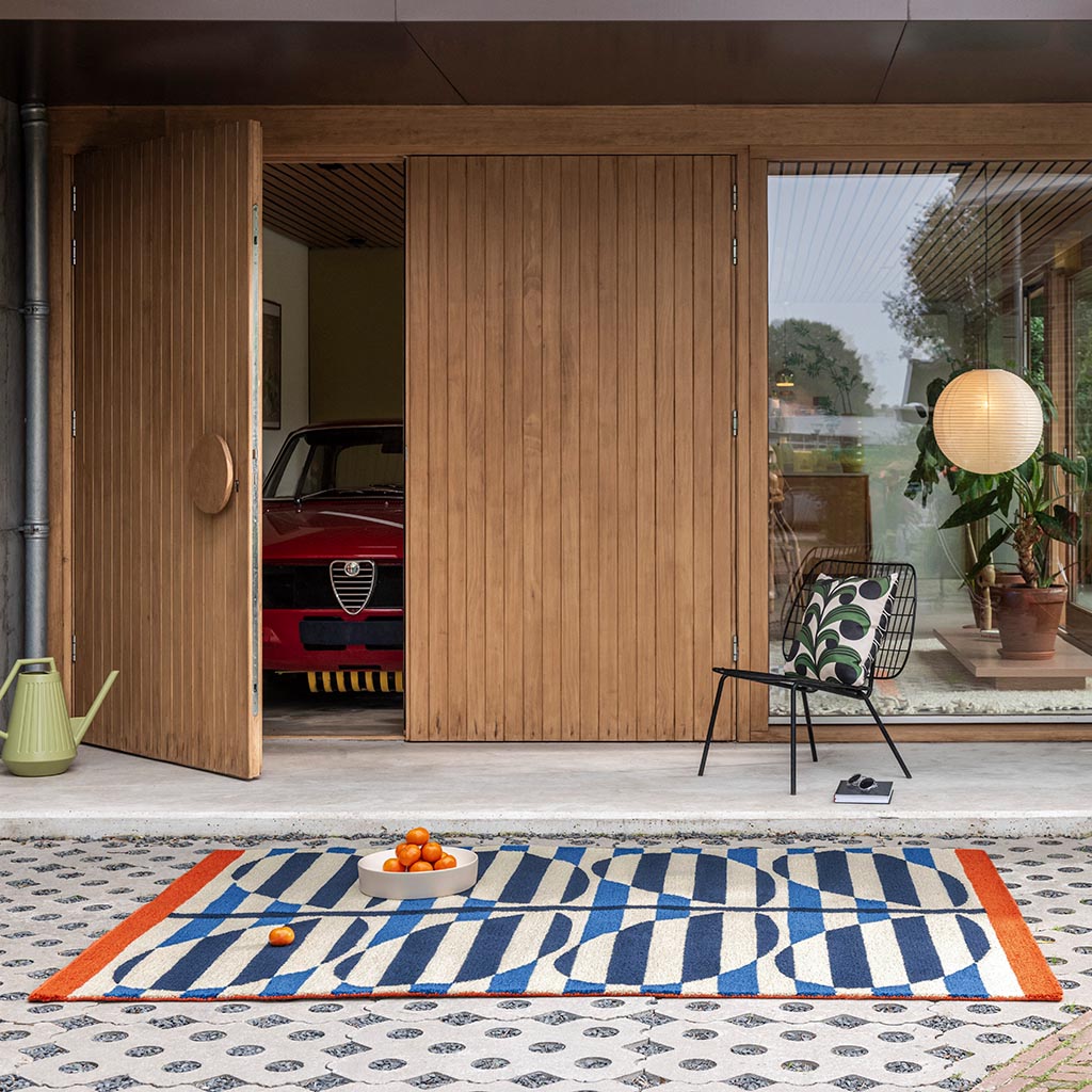 Dywan zewnętrzny Stripy Stem Azure | Rozmiar: 250 x 350 cm