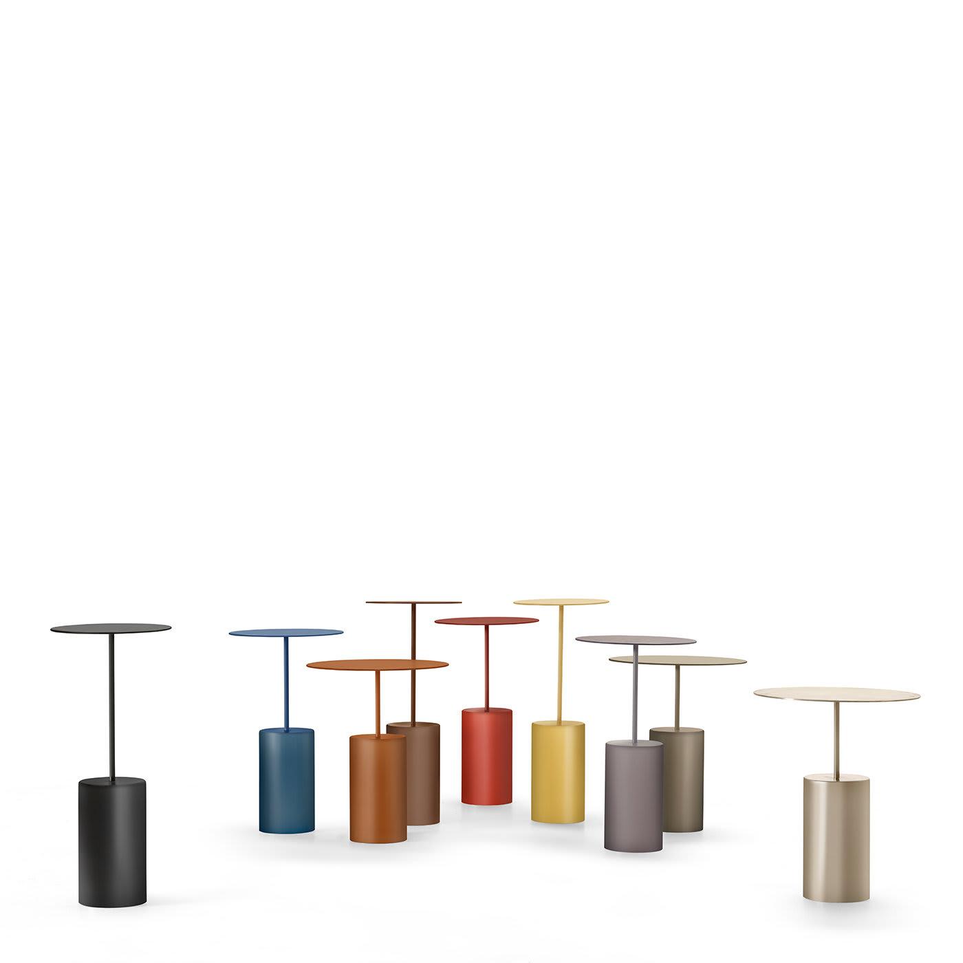 Niebieski okrągły stolik boczny Cocktail