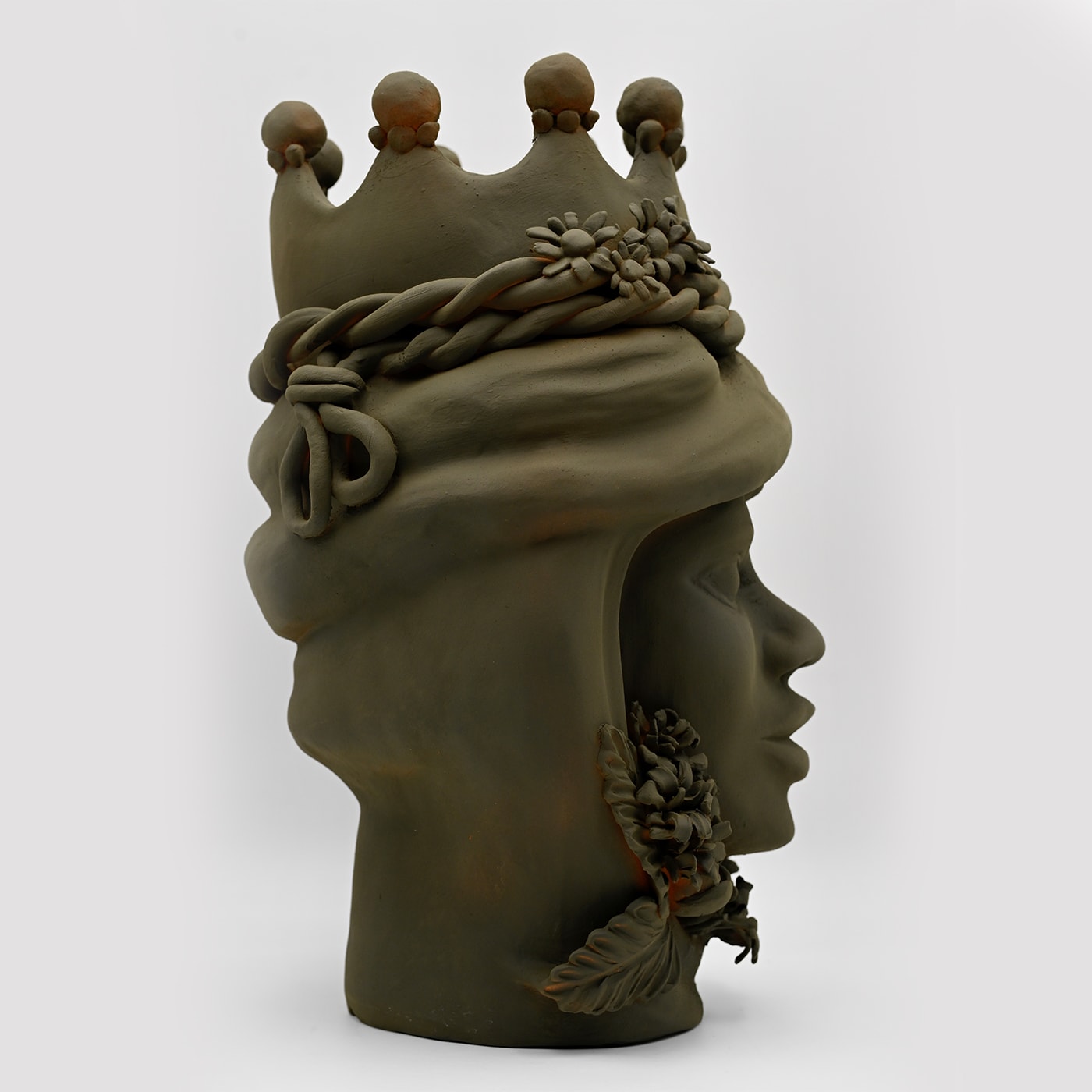 Ręcznie wykonana rzeźba Głowa Maura