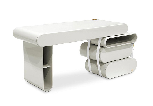 Biurko Fantasy Realm