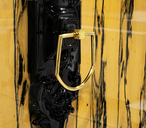 Hebanowa szafka Royal Louvre